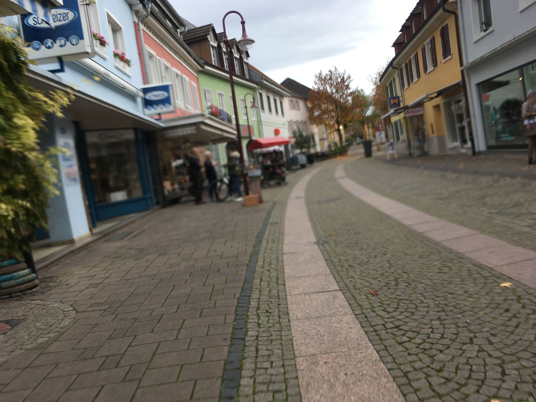 Street view near Bayerischer Hof, Breisach am Rhein — © changchun1 (CC BY-SA · Mapillary)