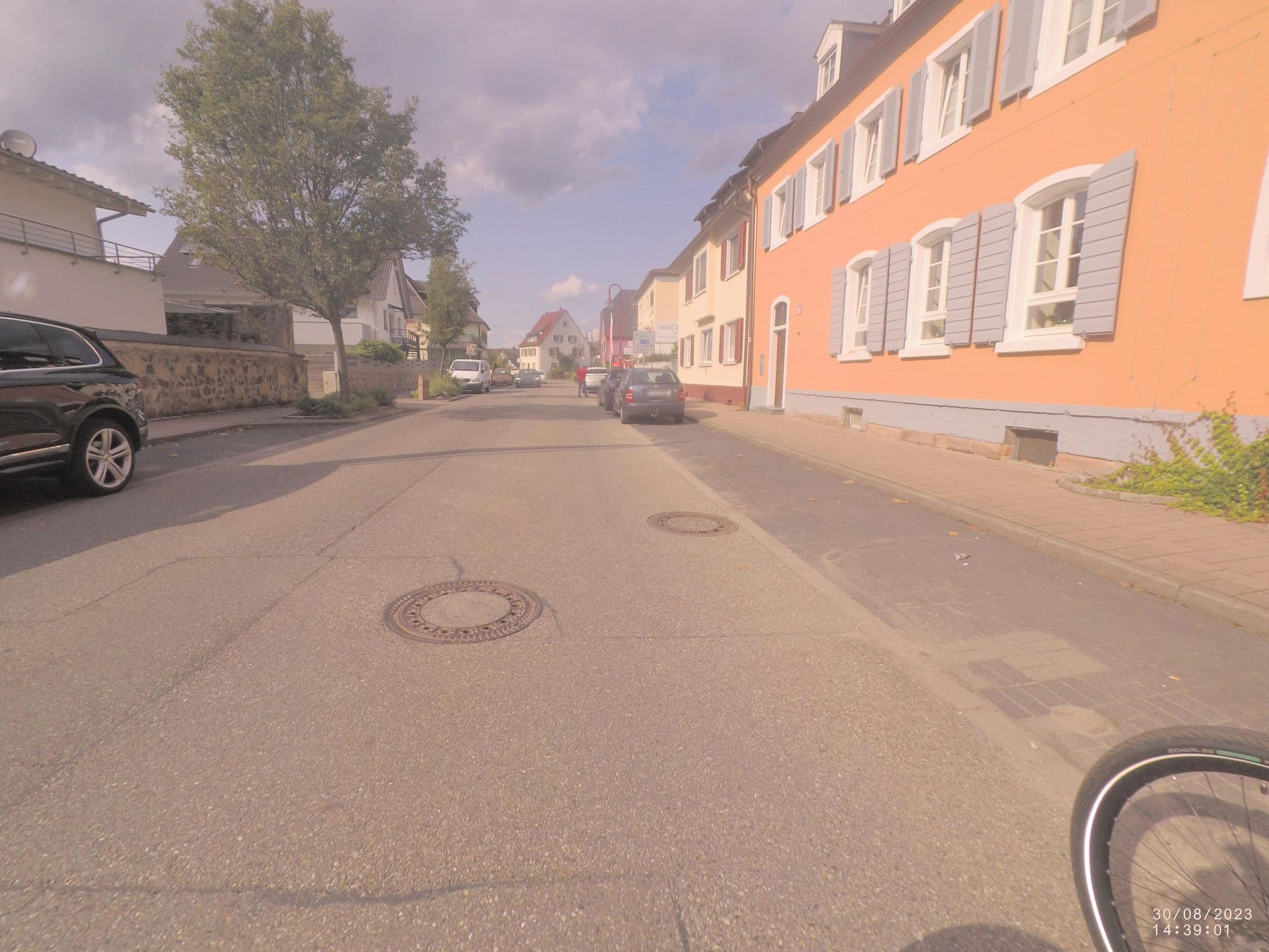 Street view near Hotel Bären, Breisach am Rhein — © VIA_DT (CC BY-SA · Mapillary)