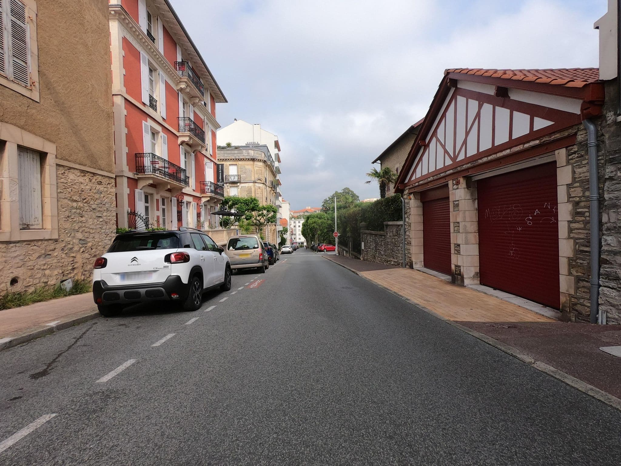 Street view near La Maison du Lierre, Biarritz — © txominh (CC BY-SA · Mapillary)