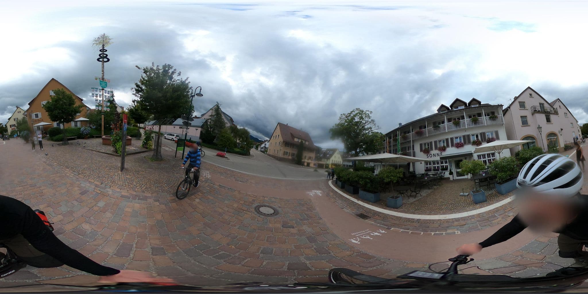 Street view near Hotel & Restaurant Sonne, Kirchzarten — © RadNETZ (CC BY-SA · Mapillary)
