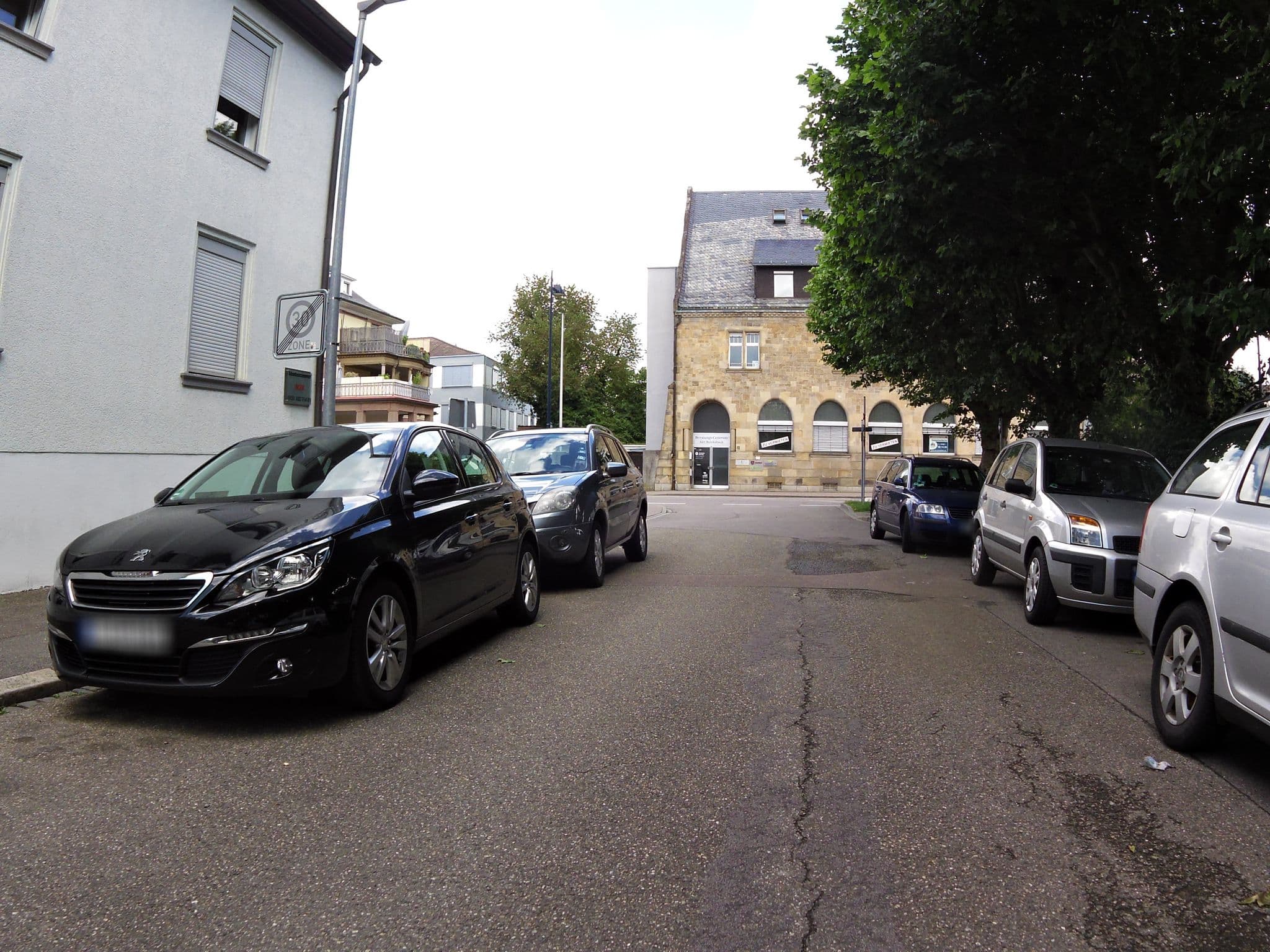 Street view near Aleksandar Petrovic, Lahr — © zoegglmeyr (CC BY-SA · Mapillary)