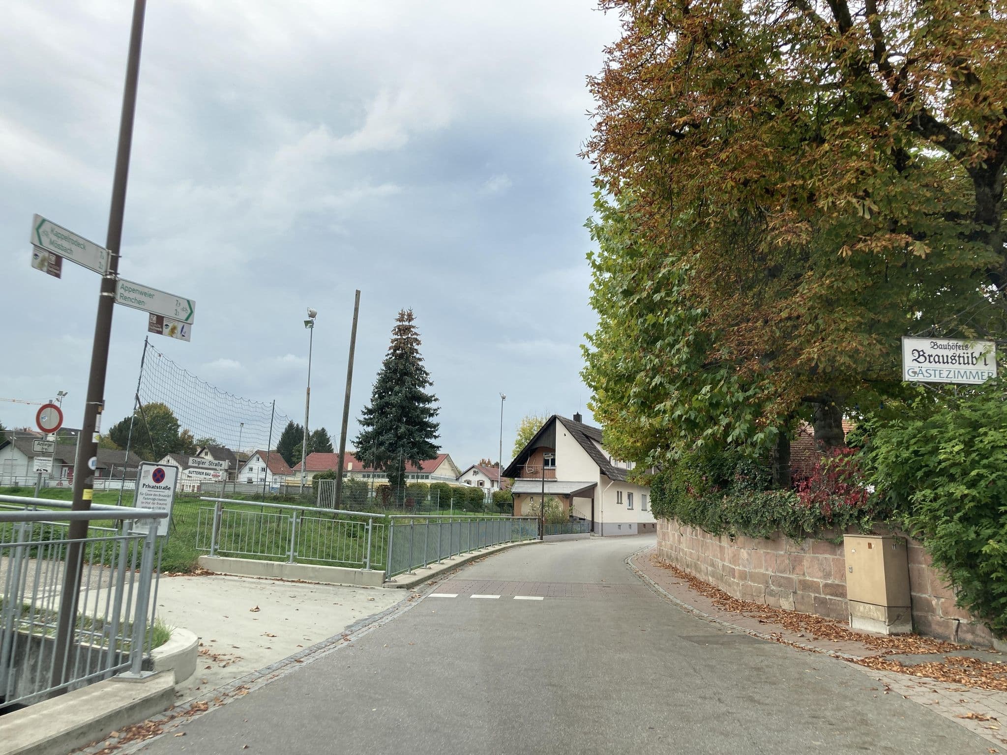Street view near Bauhöfers Braustübl, Haslach — © tasmaniadevil (CC BY-SA · Mapillary)