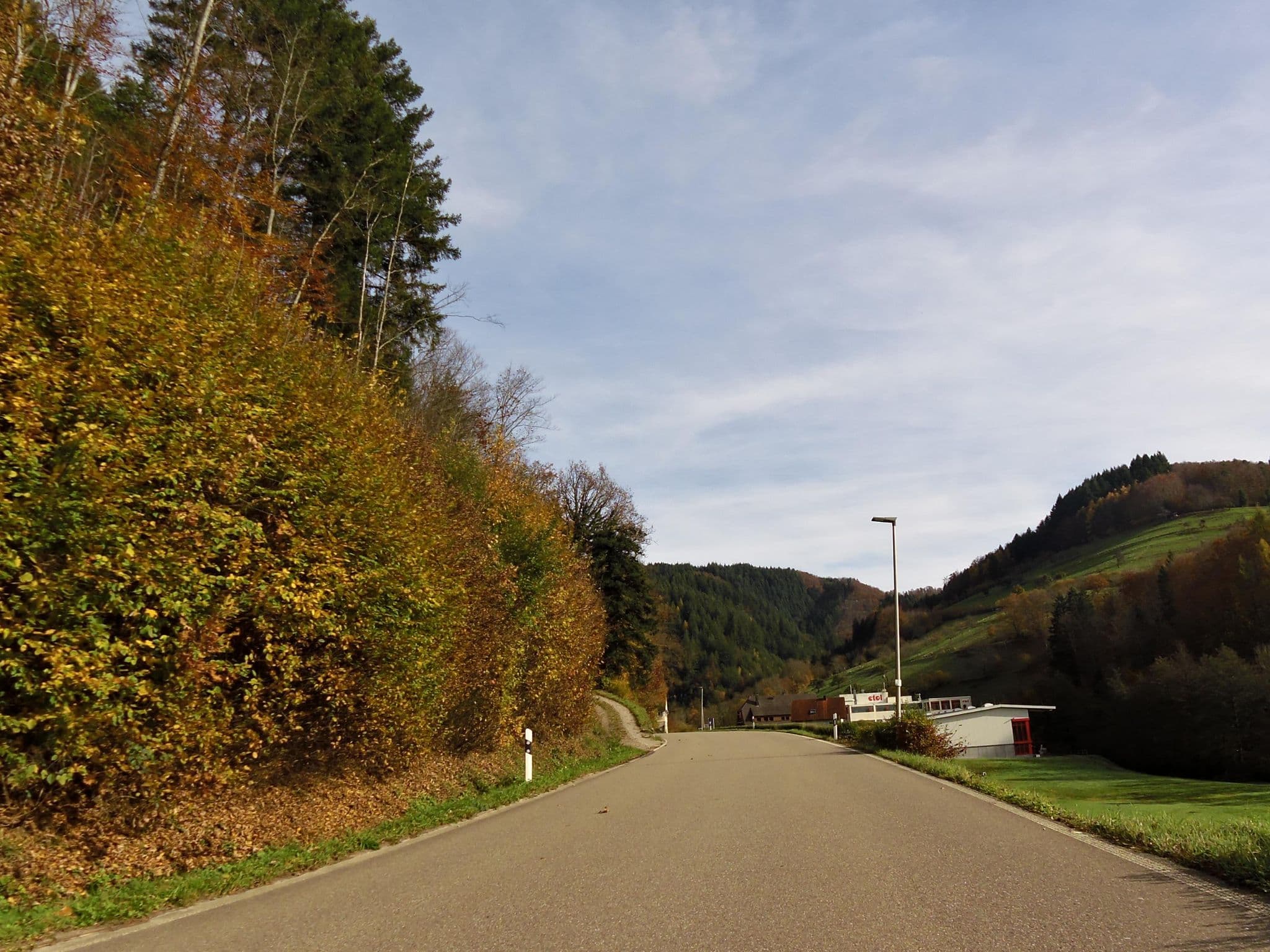 Street view near Jugendgästehaus Oppenau, Oppenau — © fell3 (CC BY-SA · Mapillary)