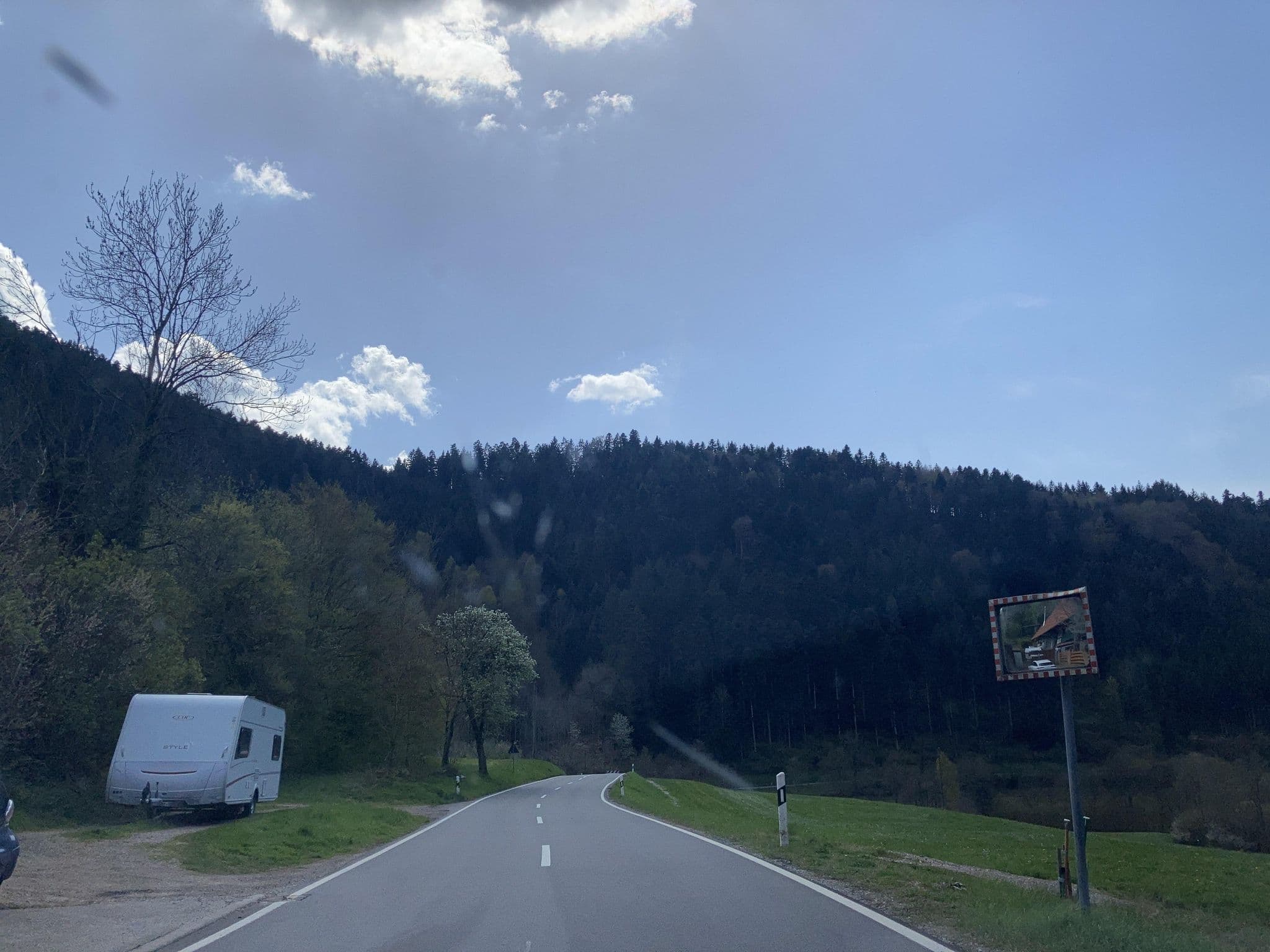 Street view near Hundepension Hofbauernhof, Hornberg — © tasmaniadevil (CC BY-SA · Mapillary)