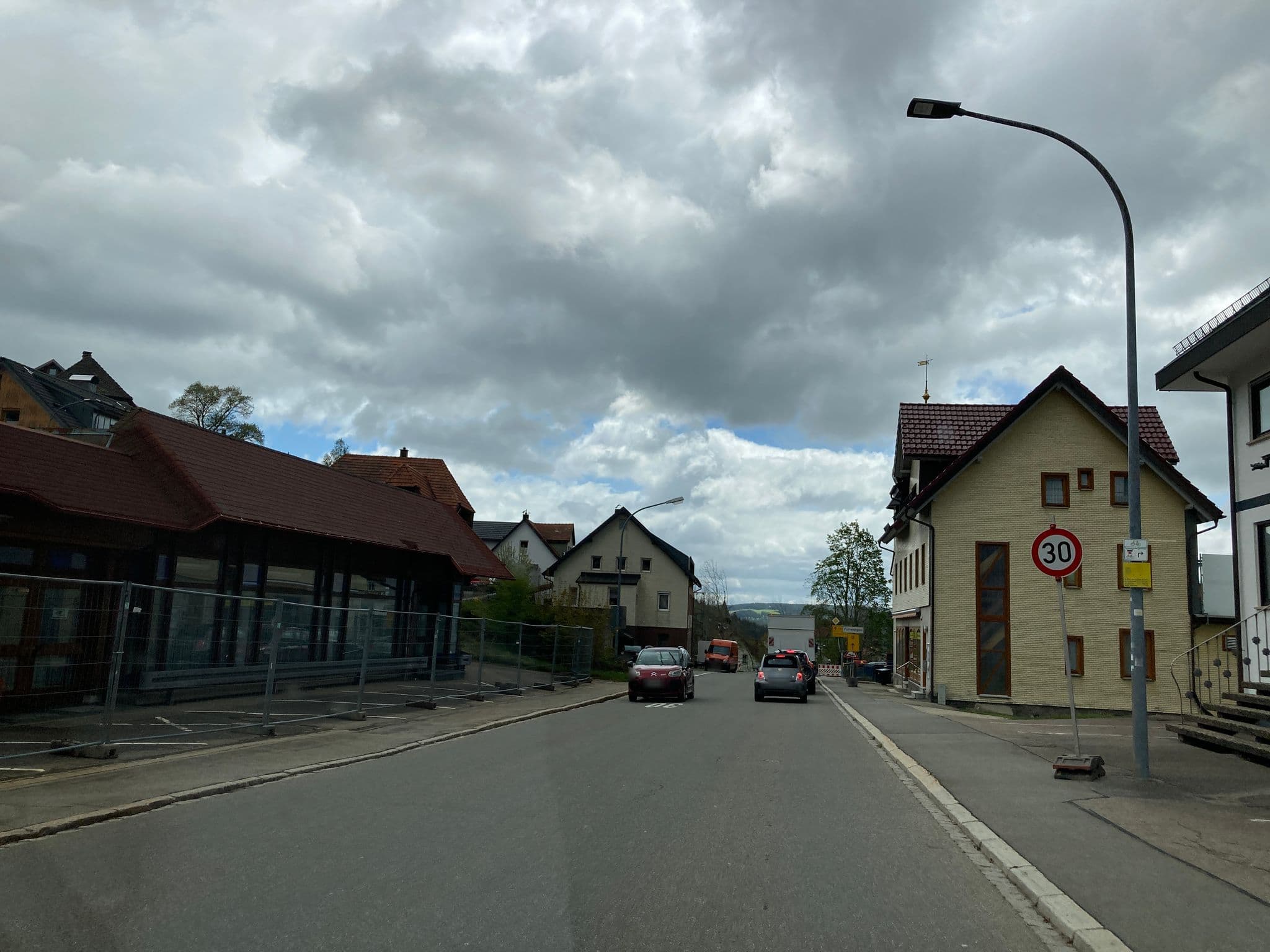 Street view near Kurgarten-Hotel-Cafe, Schonach im Schwarzwald — © tasmaniadevil (CC BY-SA · Mapillary)