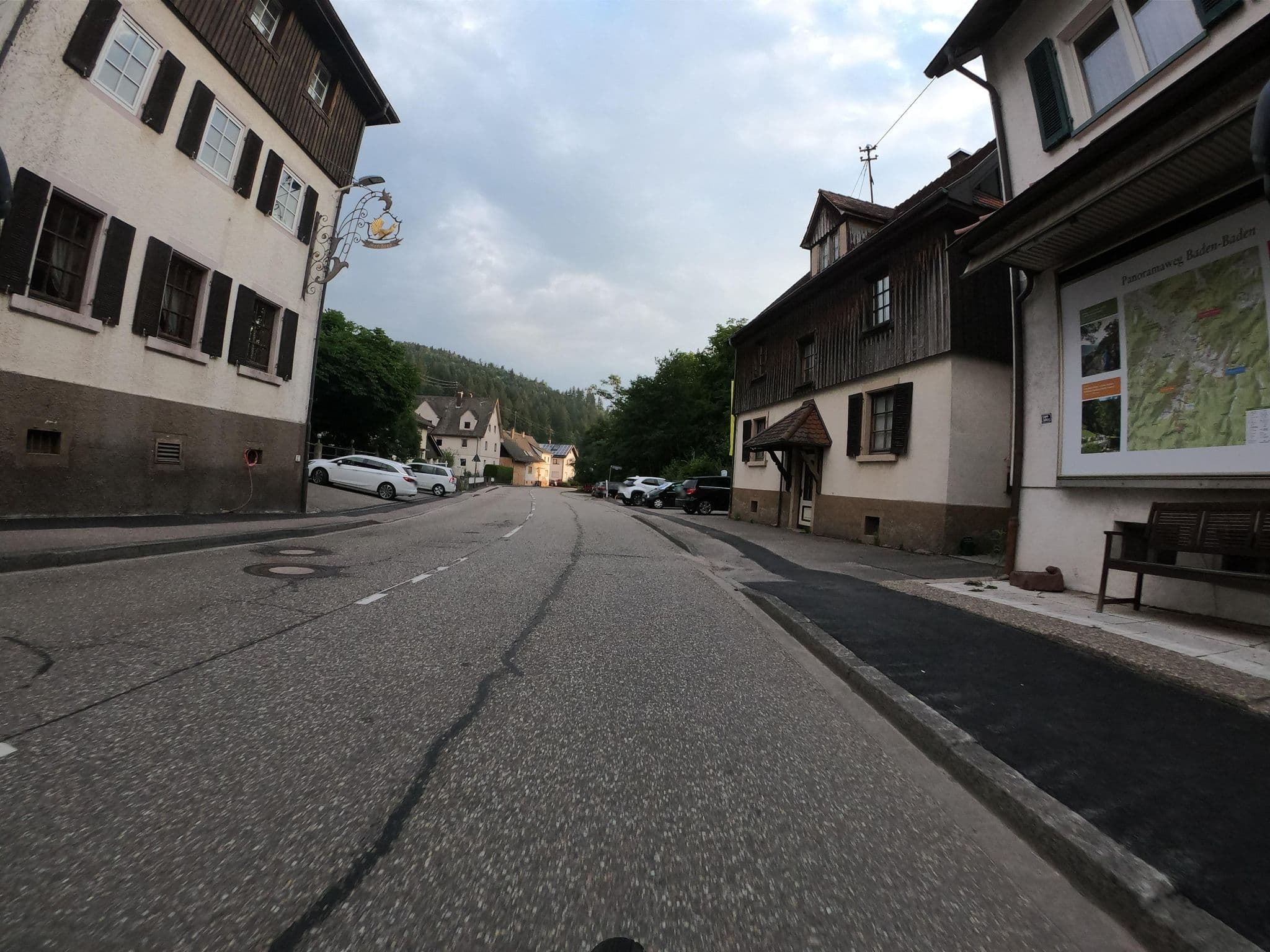 Street view near Schlafen - Gute Nacht, Baden-Baden — © bittelwangen (CC BY-SA · Mapillary)