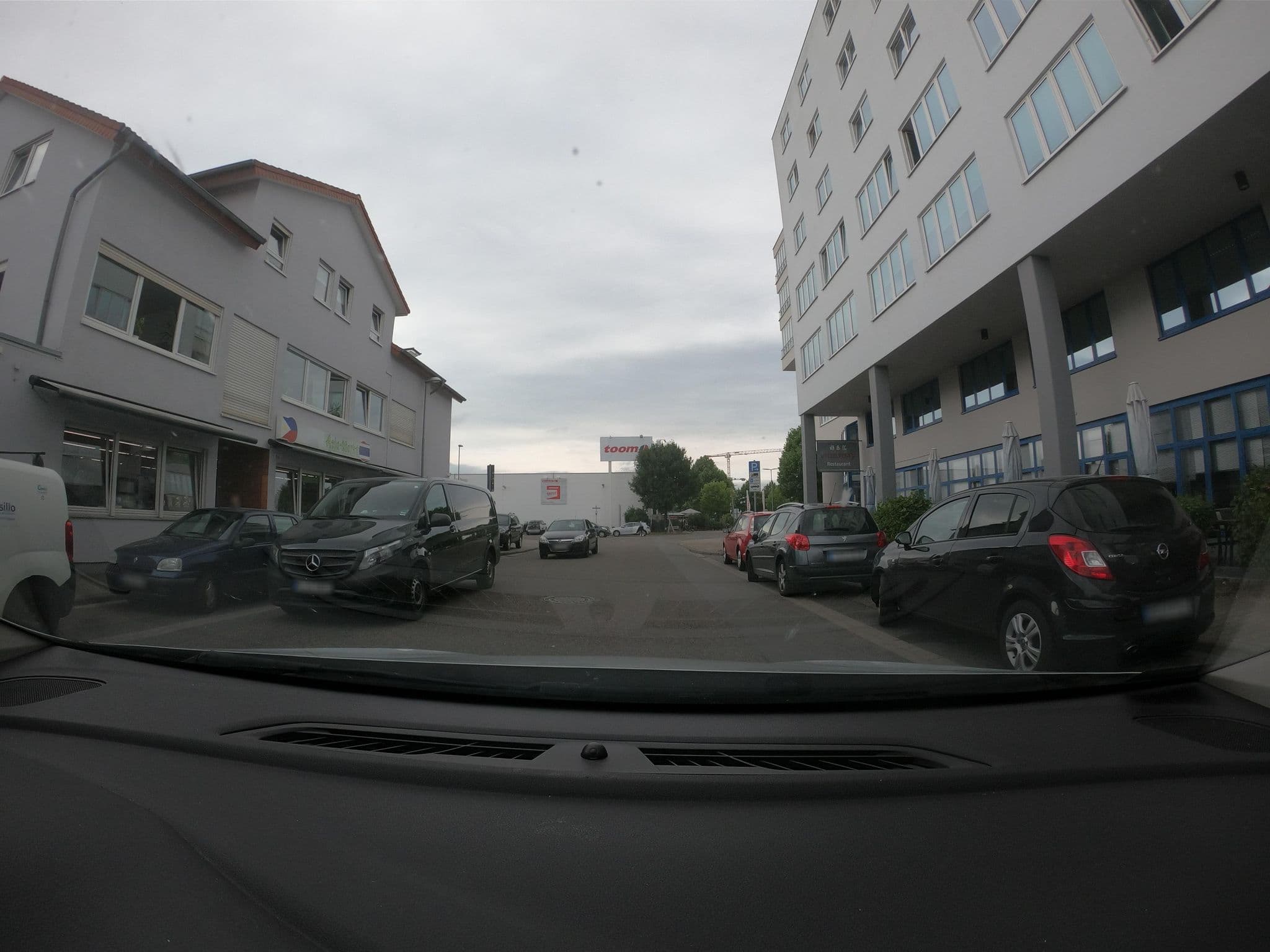 Street view near Arcadia Hotel Heidelberg, Schwetzingen — © vst (CC BY-SA · Mapillary)