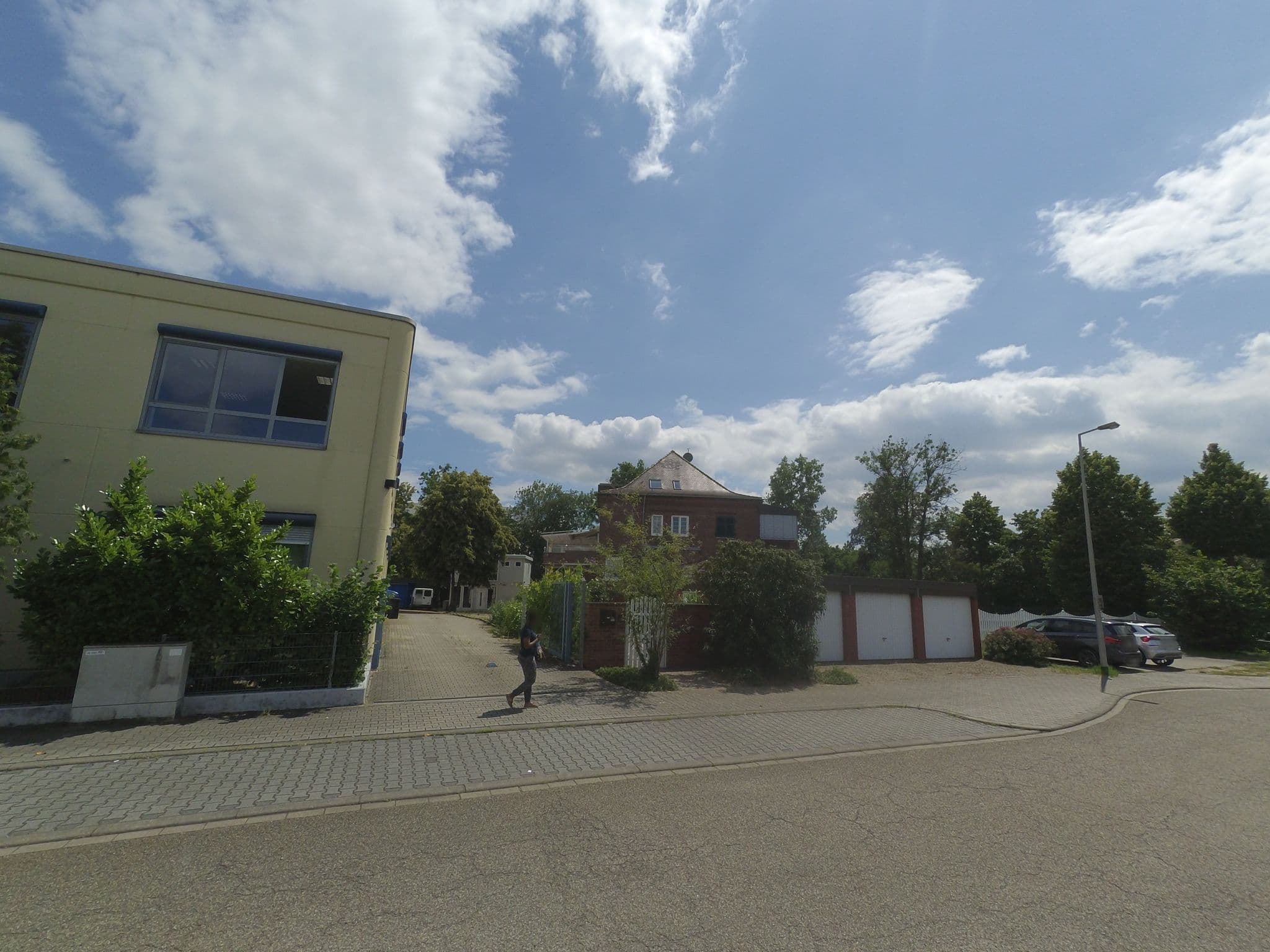 Street view near Villa Marie Mannheim, Altrip — © wegavision (CC BY-SA · Mapillary)