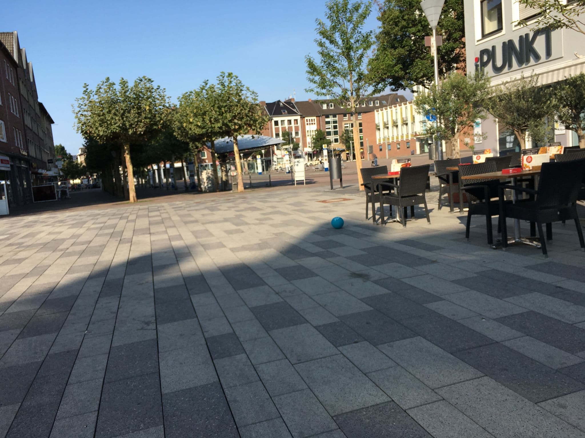 Street view near Wirtshaus Anna, Düren — © noel (CC BY-SA · Mapillary)