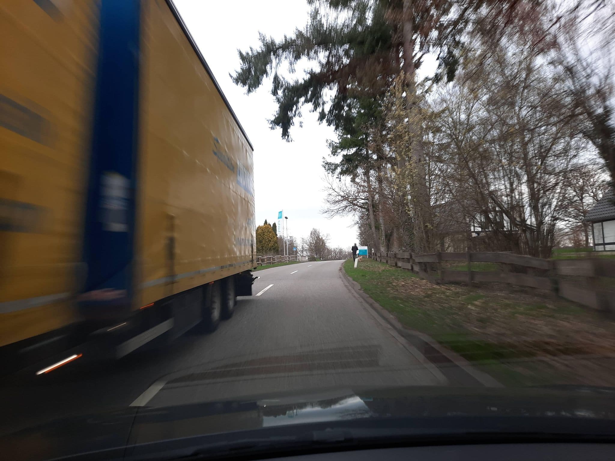 Street view near Cottage 71, Enkirch — © Lowiekse (CC BY-SA · Mapillary)