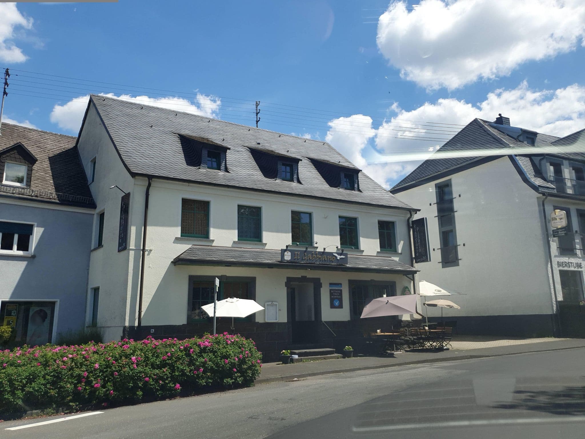 Street view near Hotel Zur Reichspost, Kelberg — © teddy73 (CC BY-SA · Mapillary)