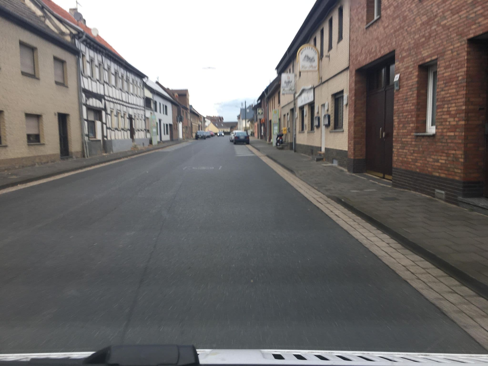 Street view near Gasthof Zur Post, Rheinbach — © raymond (CC BY-SA · Mapillary)