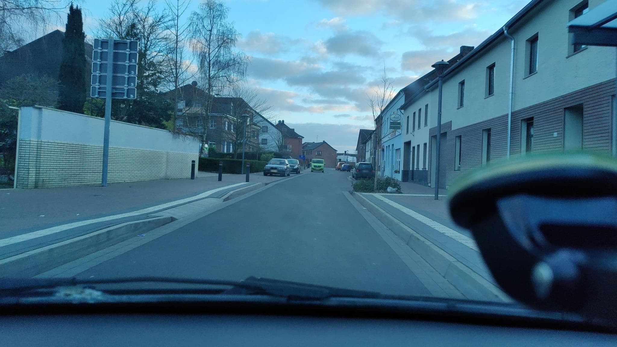 Street view near Hotel Graf Gerhard, Wassenberg — © poxonline (CC BY-SA · Mapillary)