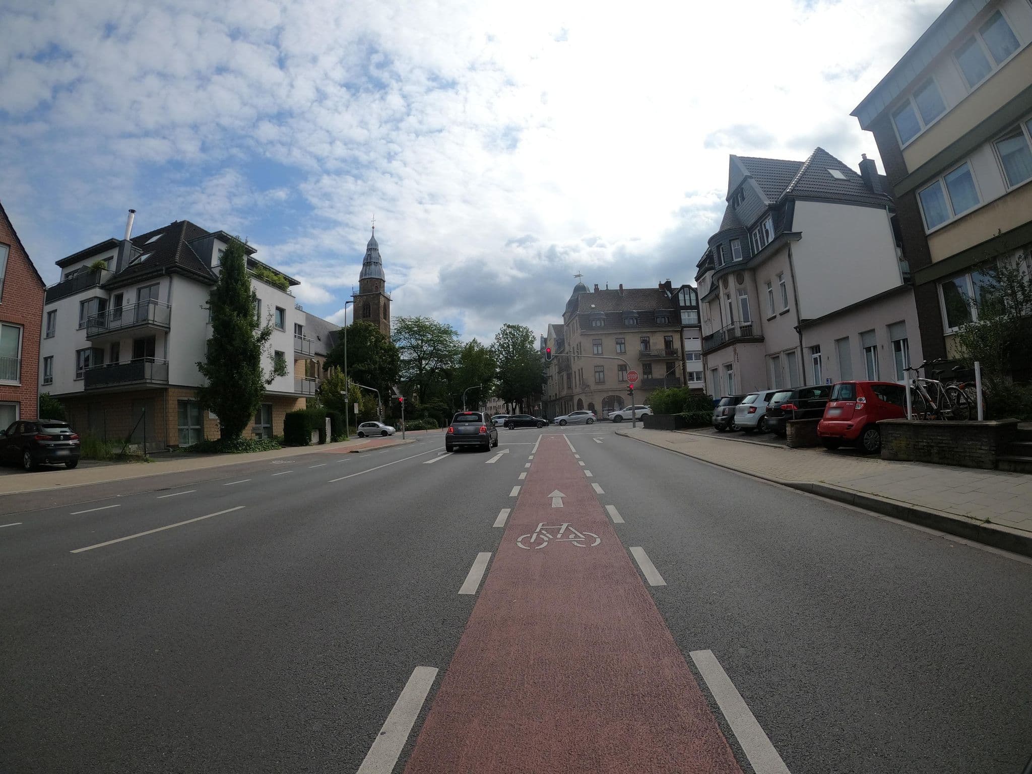 Street view near Zuglokal Hotel Lindenhof, Neuss — © VIA_KK (CC BY-SA · Mapillary)