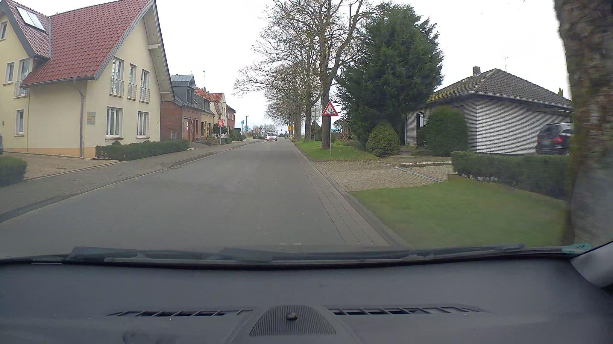 Street view near Haus Mühlenblick, Geldern — © poxonline (CC BY-SA · Mapillary)