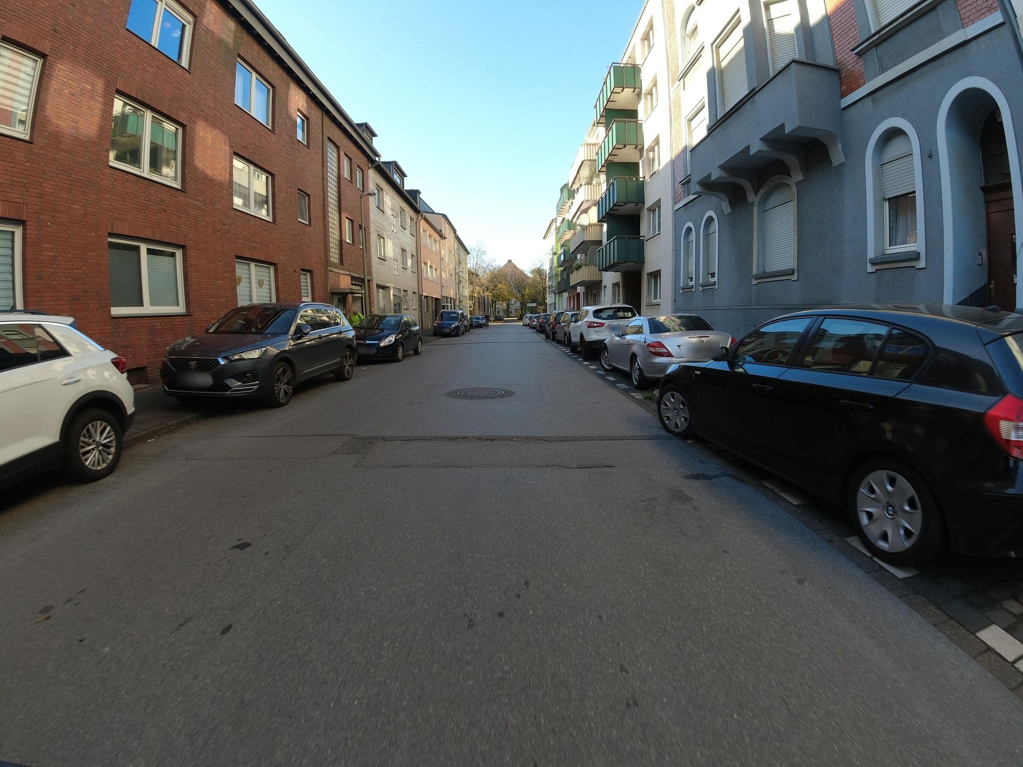 Street view near GIM Monteurzimmer Duisburg, Duisburg — © ralrei (CC BY-SA · Mapillary)