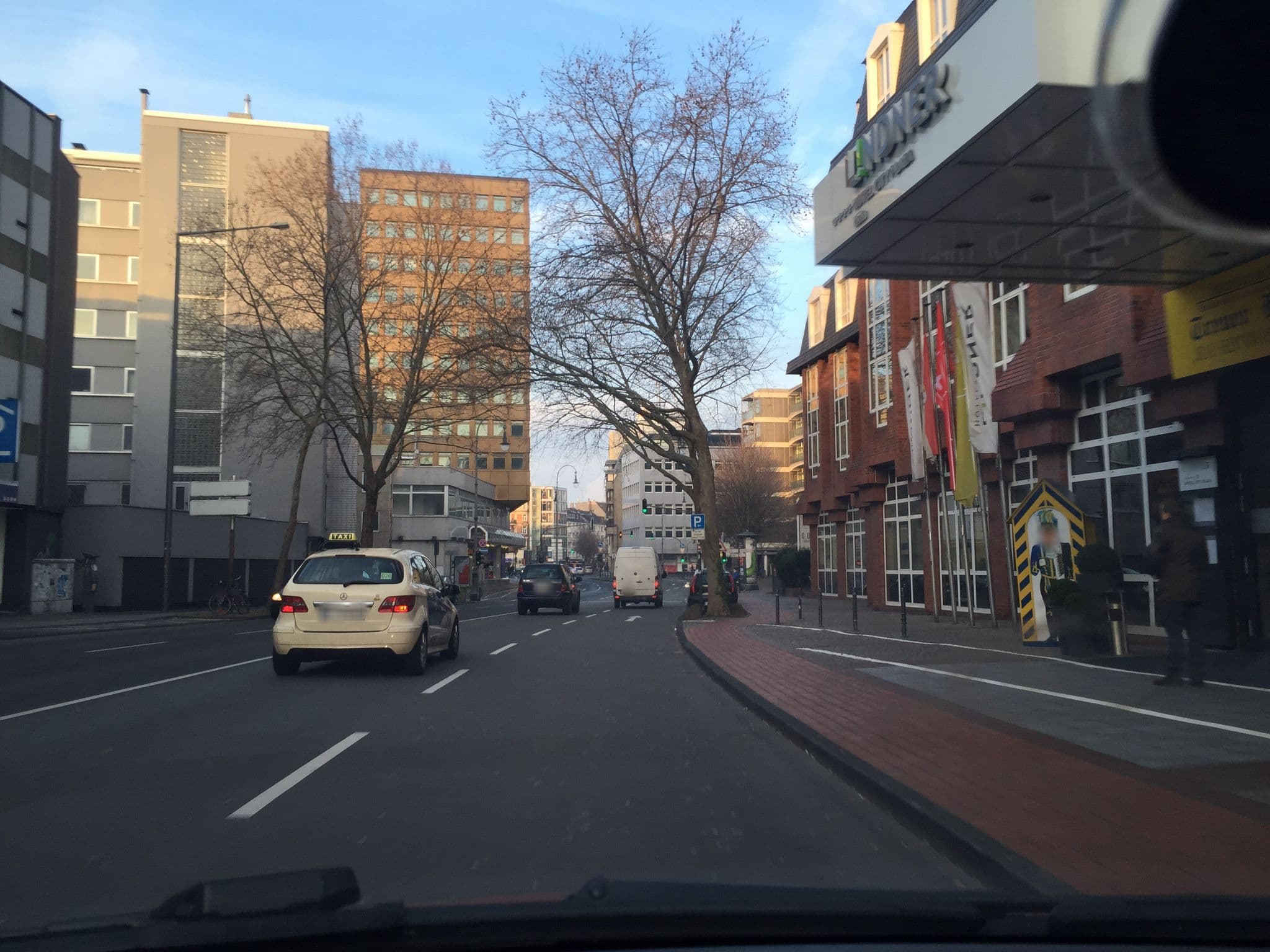 Street view near Renaissance Köln Hotel, Köln — © avataryt (CC BY-SA · Mapillary)