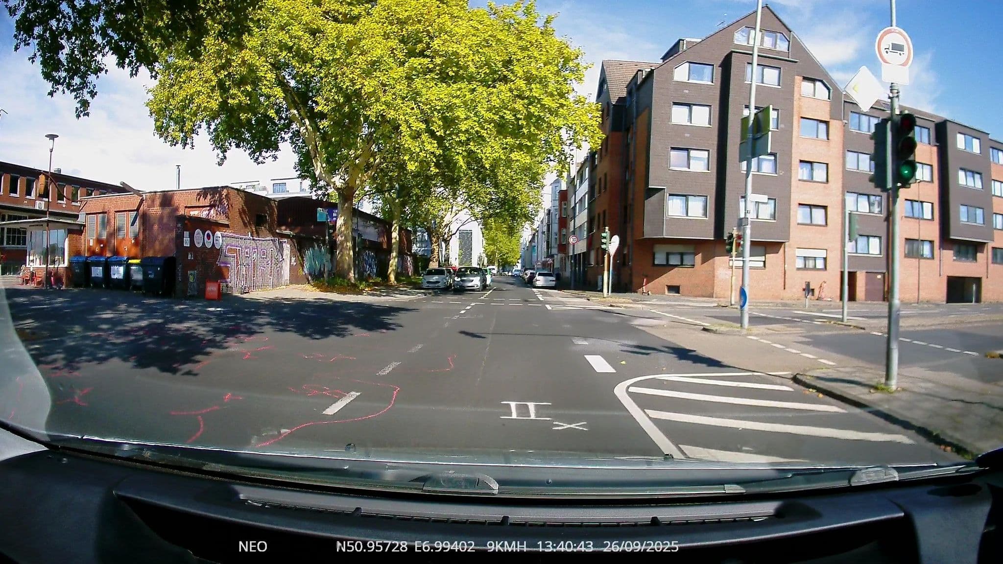 Street view near Design Apartment am Rhein und Messe, Buchforst — © TechniPorter (CC BY-SA · Mapillary)
