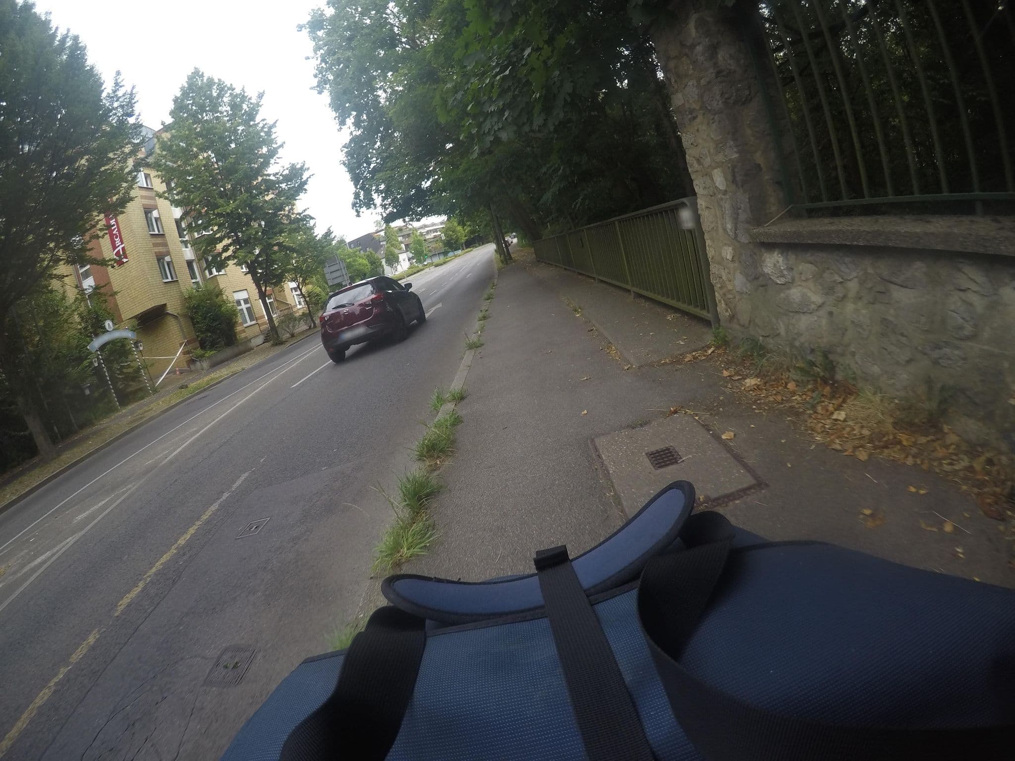 Street view near Hotel Golden Tulip, Erkrath — © mfa (CC BY-SA · Mapillary)