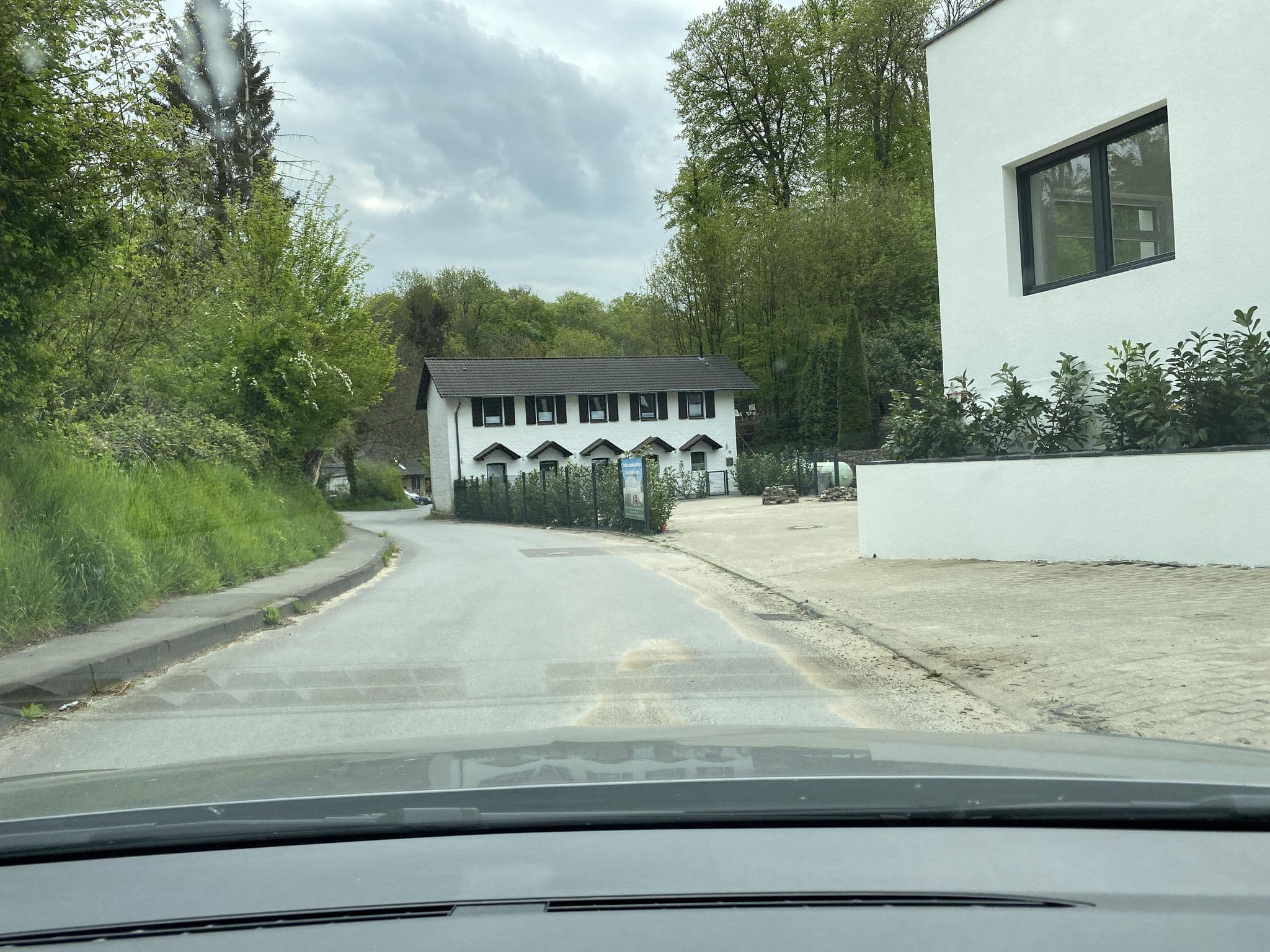 Street view near Hotel Montex, Ratingen — © heetENkoel (CC BY-SA · Mapillary)