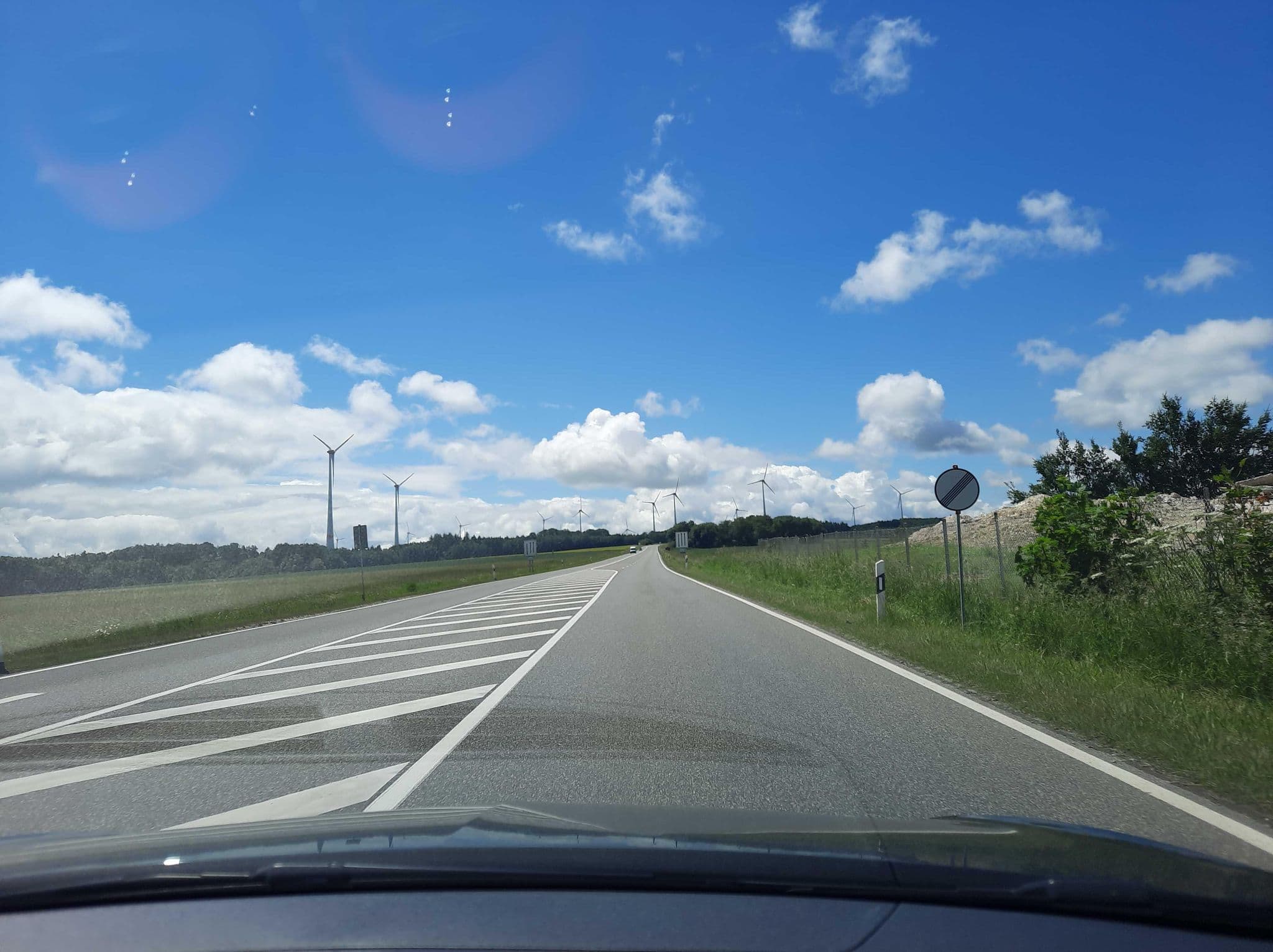 Street view near Hotel Forsthaus Bell, Kastellaun — © Lowiekse (CC BY-SA · Mapillary)
