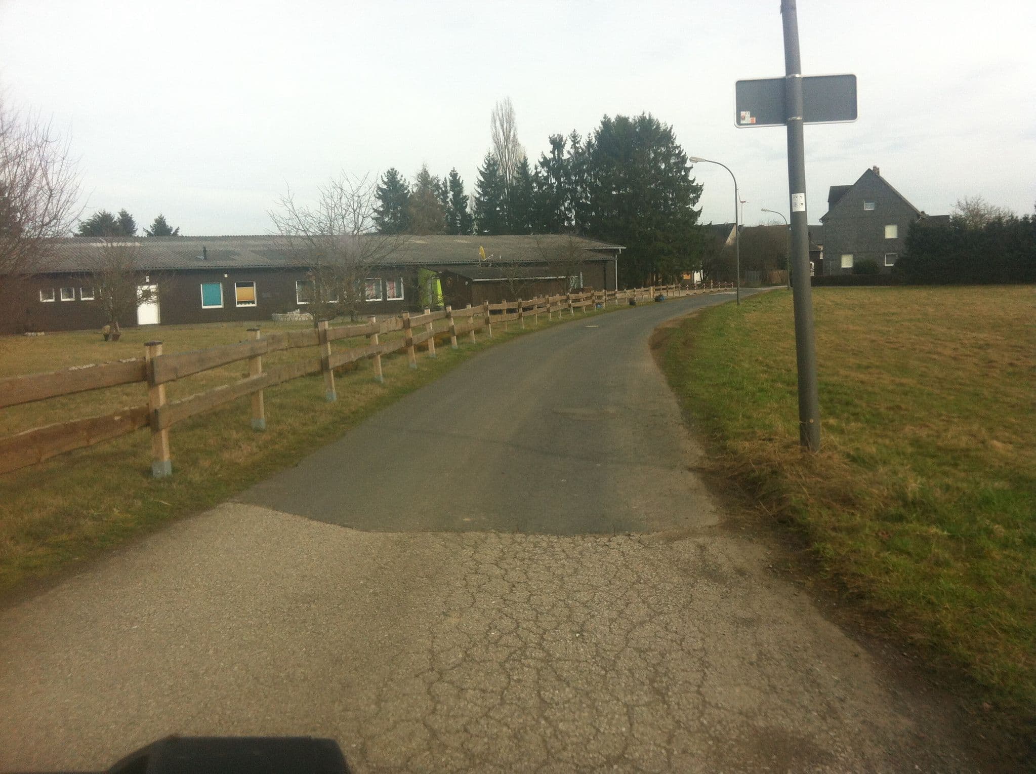 Street view near Pension Kölzer, Mastershausen — © raymond (CC BY-SA · Mapillary)