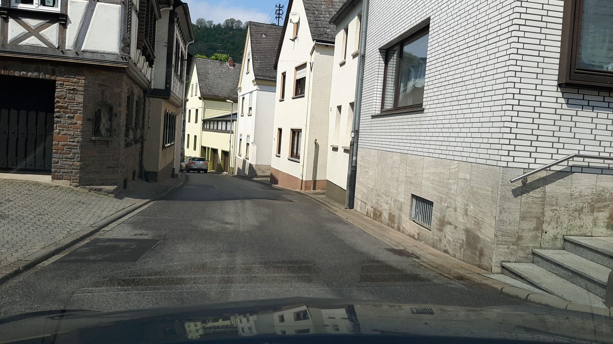 Street view near Birkenhof, Oberfell — © Lowiekse (CC BY-SA · Mapillary)