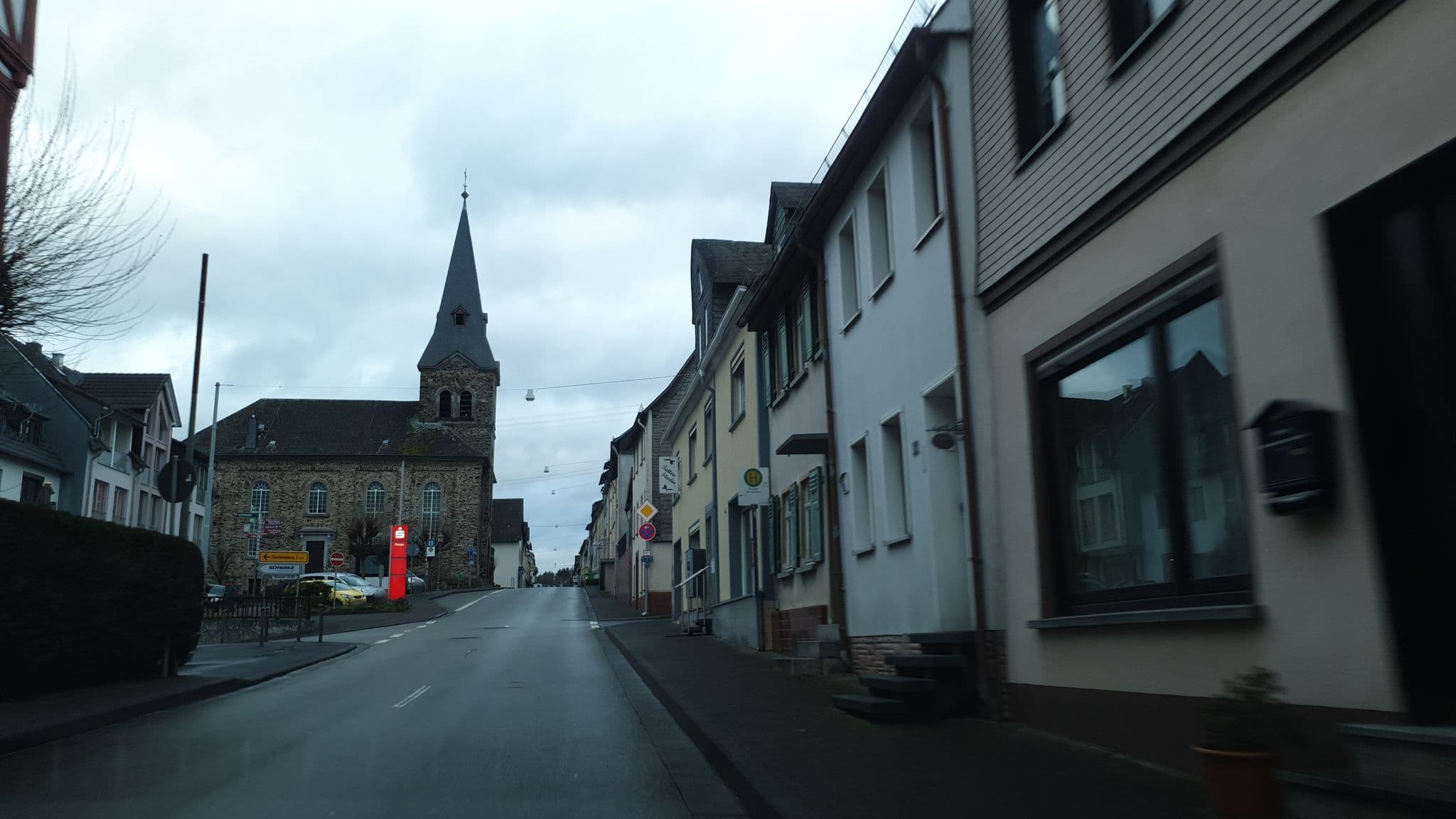 Street view near Altes Herrenhaus zum Bären, Holzappel — © stili (CC BY-SA · Mapillary)