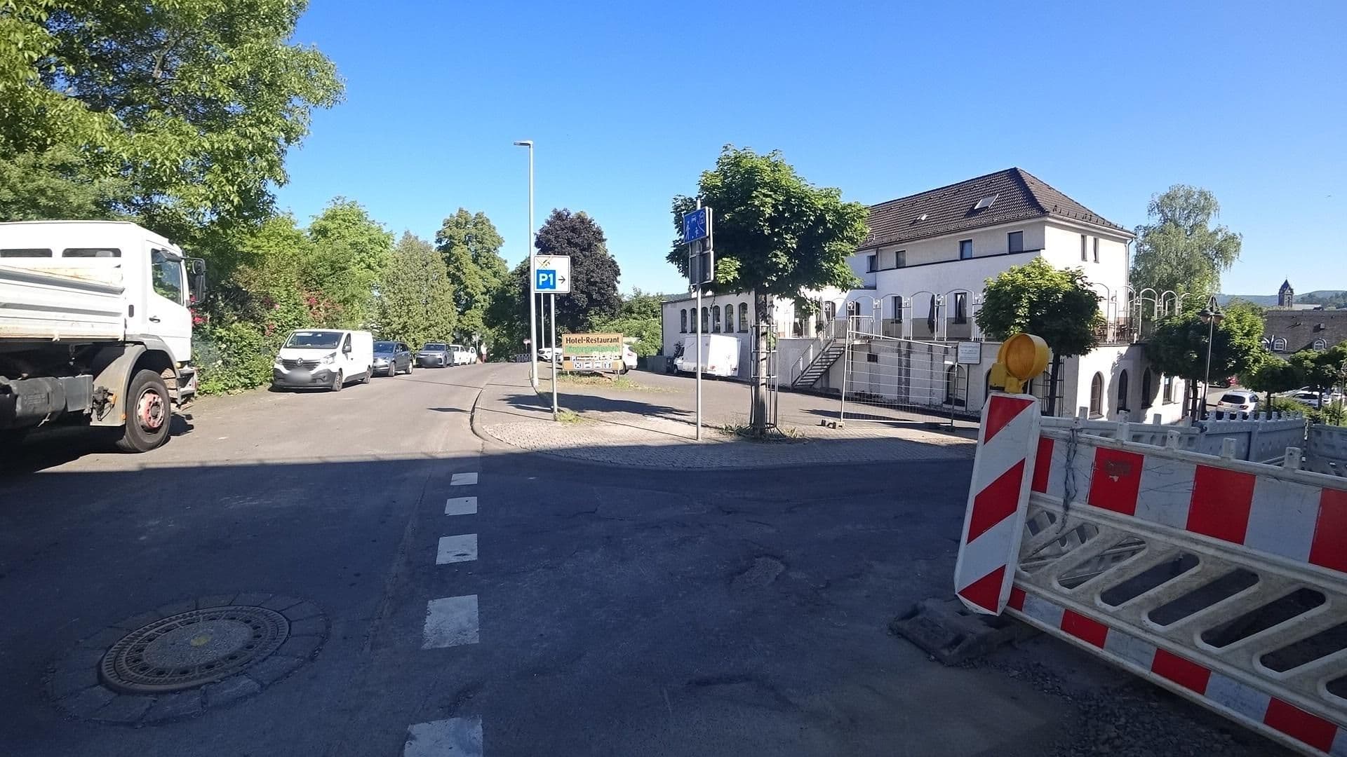 Street view near Hotel-Restaurant Bürgergesellschaft, Betzdorf — © slp_gho (CC BY-SA · Mapillary)