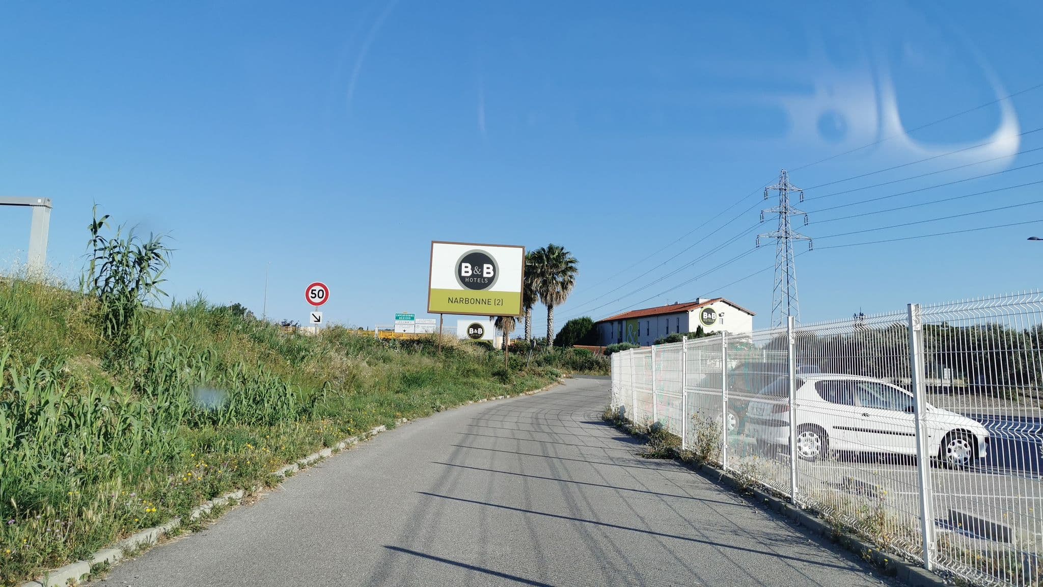 Street view near B&B Hôtel, Narbonne — © percherie (CC BY-SA · Mapillary)