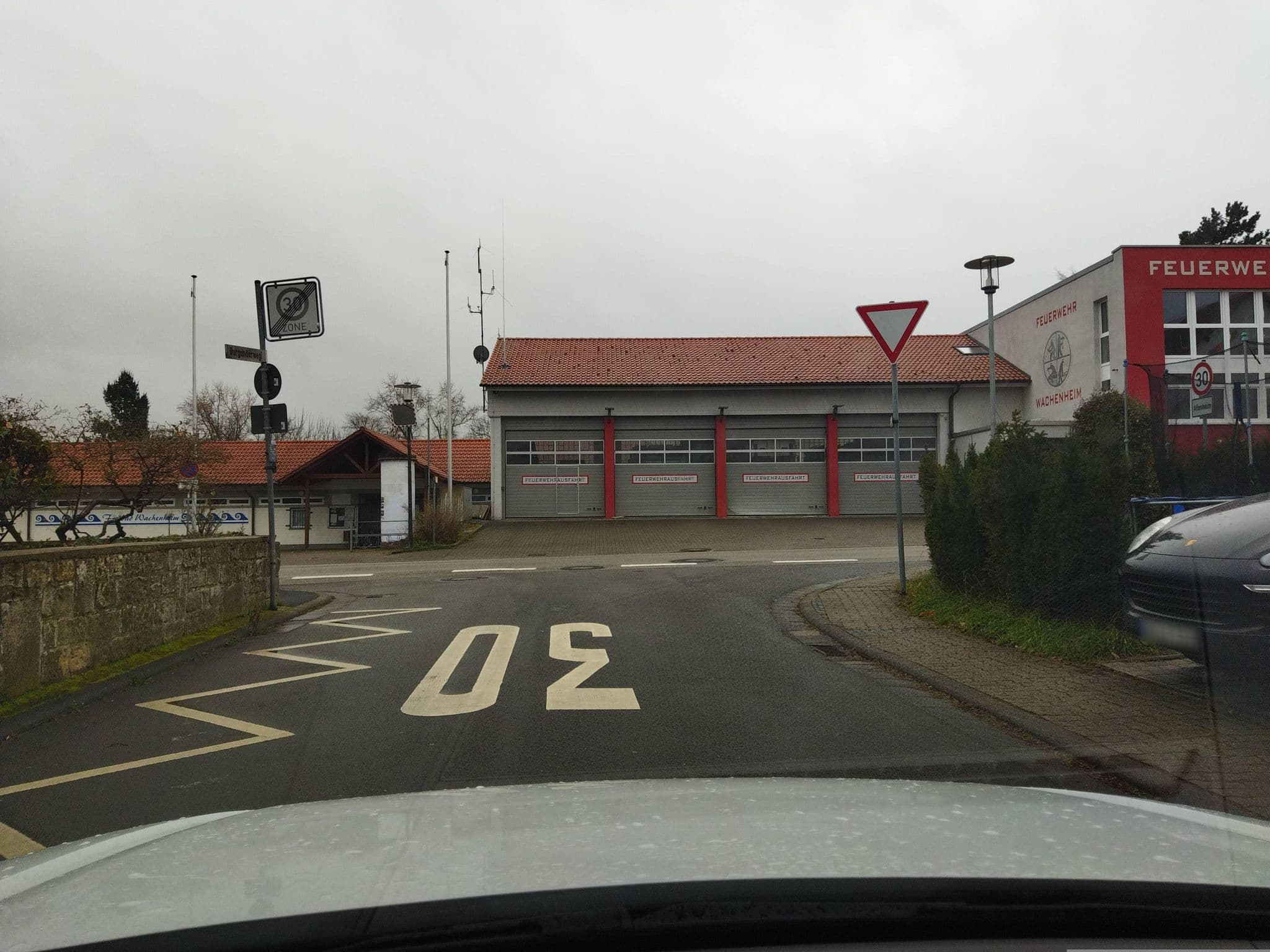 Street view near Ferienwohnung unter dem Schwalbennest, Wachenheim — © changchun1 (CC BY-SA · Mapillary)