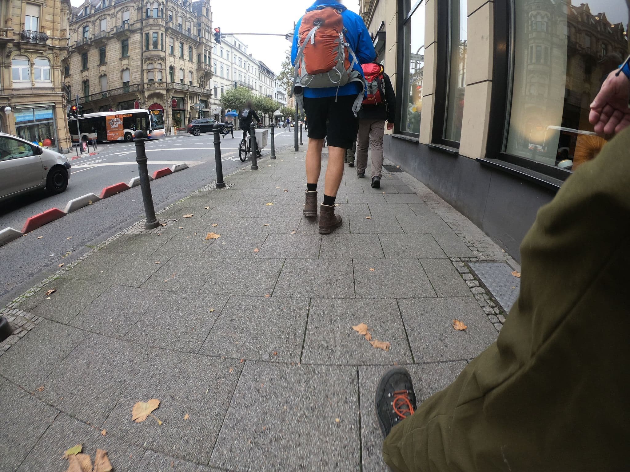 Street view near Hotel Kochbrunnen, Wiesbaden — © chuck (CC BY-SA · Mapillary)