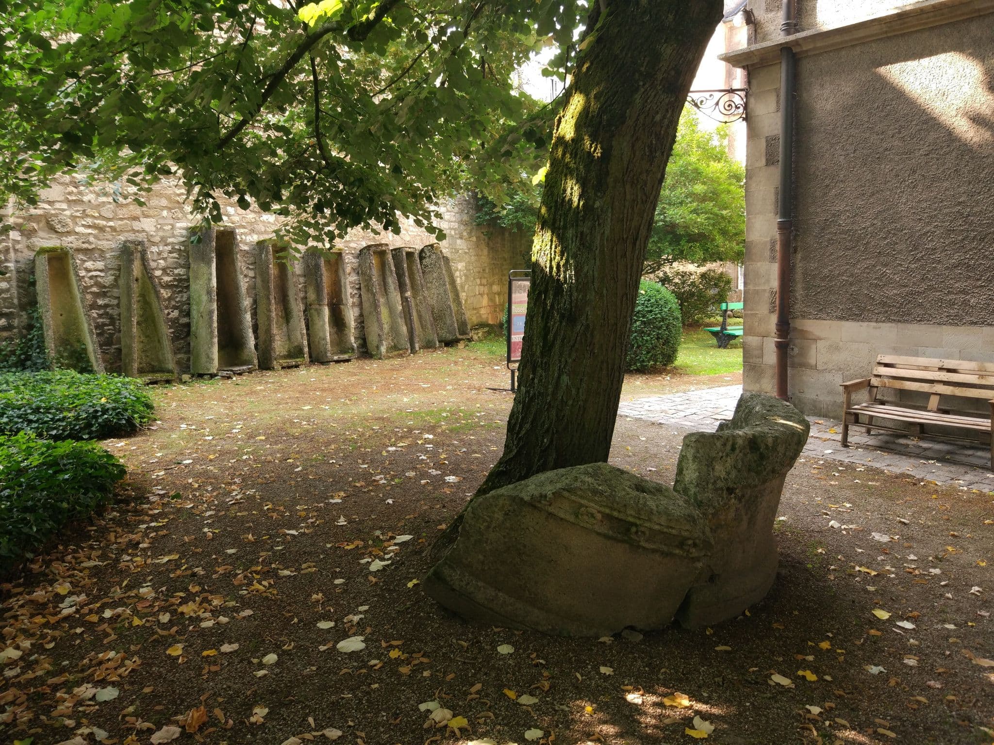 Street view near Gîte La Magdeleine, Verdun — © tr4sk (CC BY-SA · Mapillary)