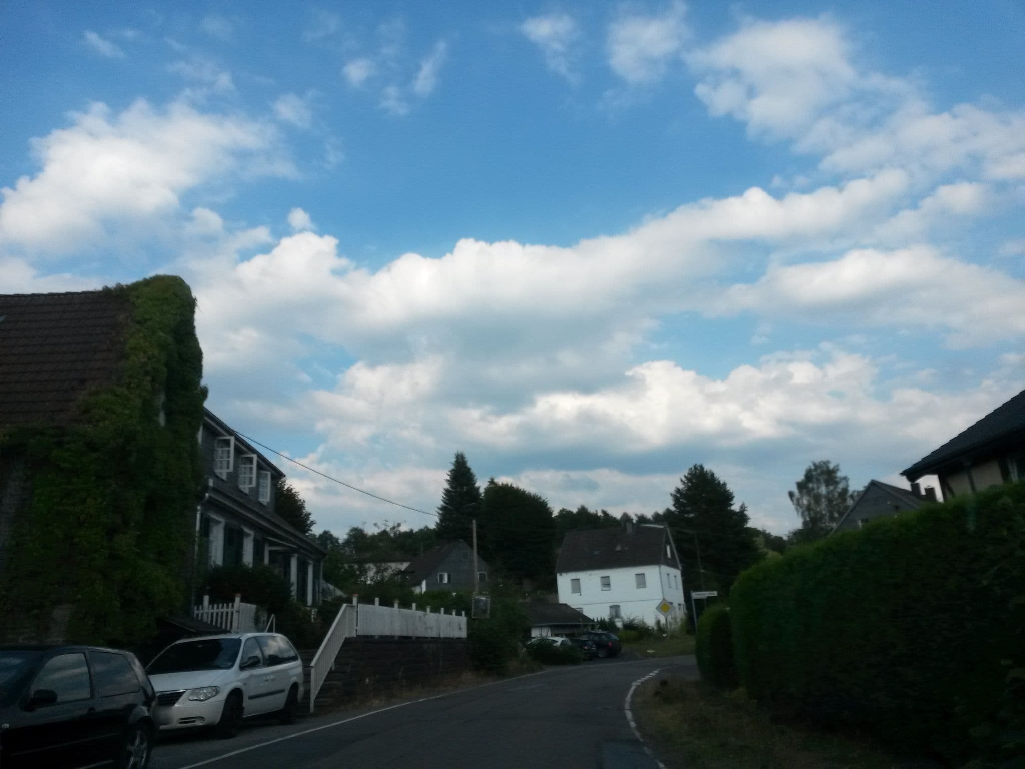 Street view near Yoga Rana, Marienheide — © uwekoch (CC BY-SA · Mapillary)