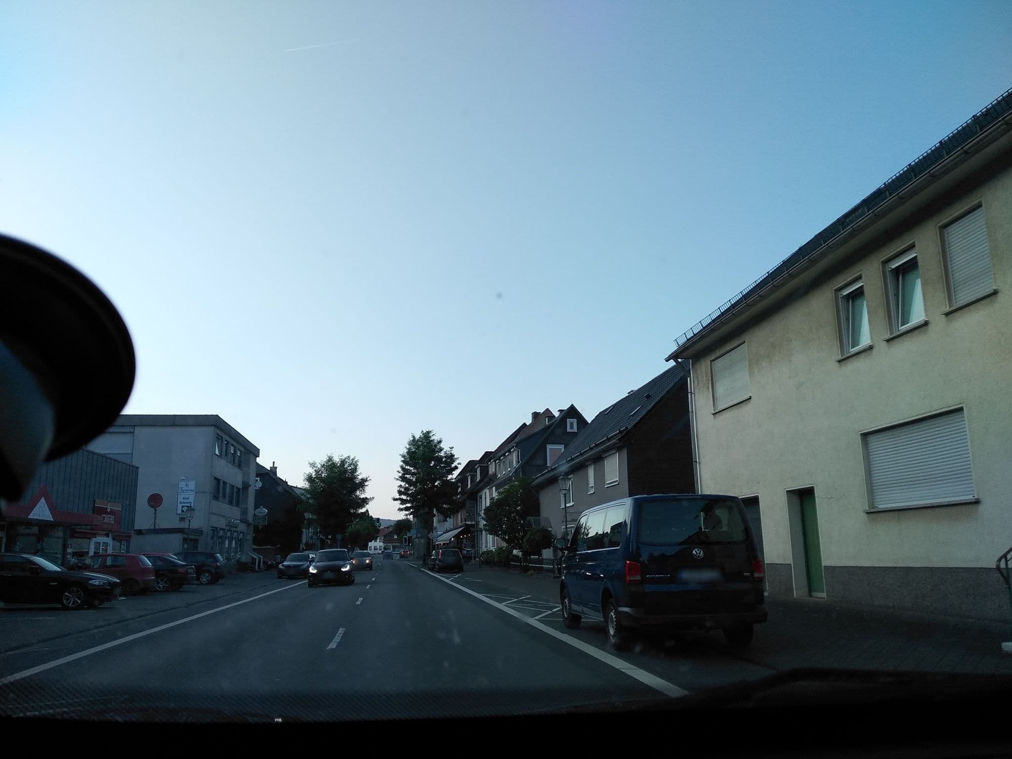 Street view near Haus Schulz, Dillenburg — © ede875 (CC BY-SA · Mapillary)