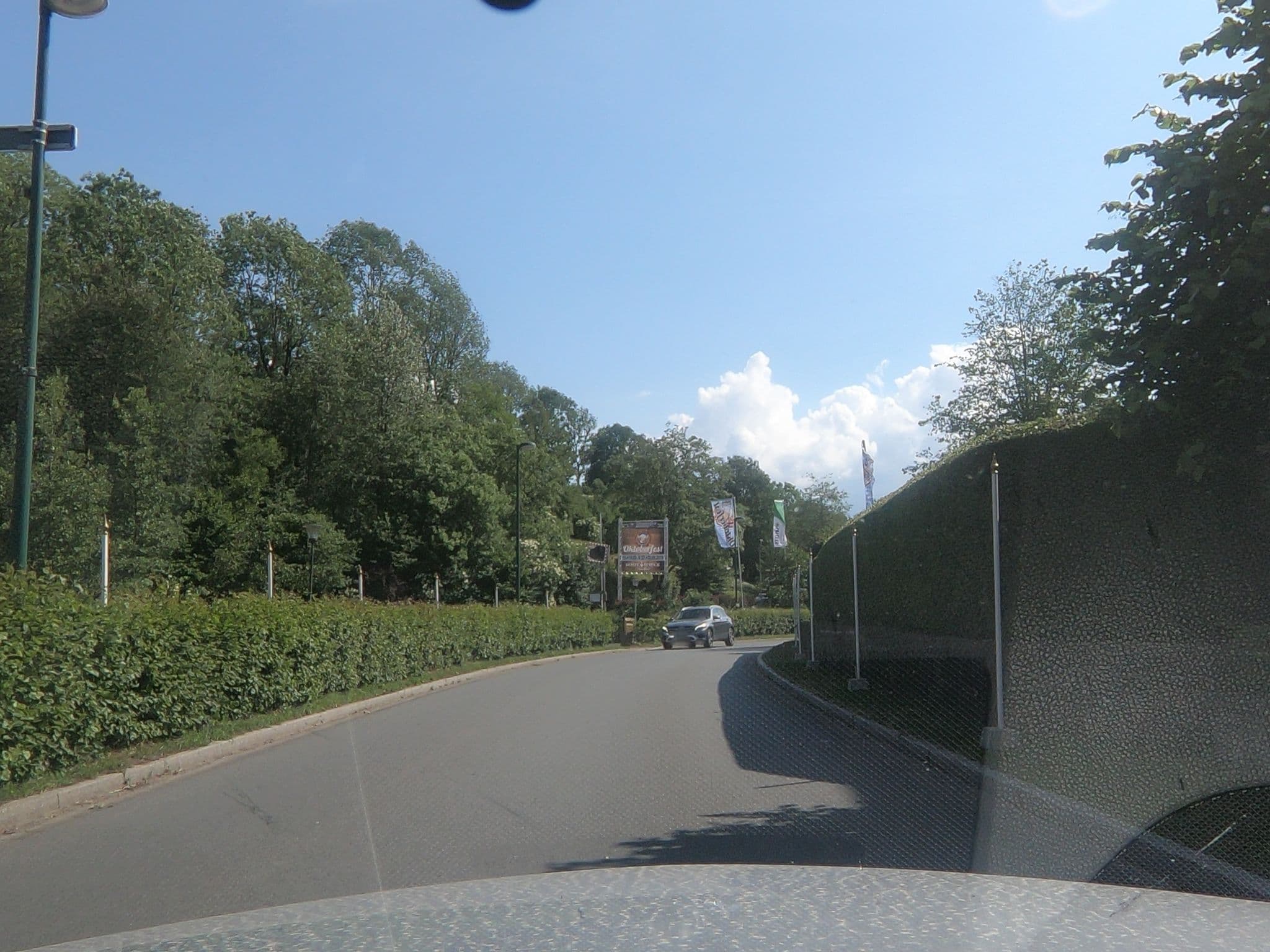 Street view near Villa Klassika, Bamenohl — © chuck (CC BY-SA · Mapillary)