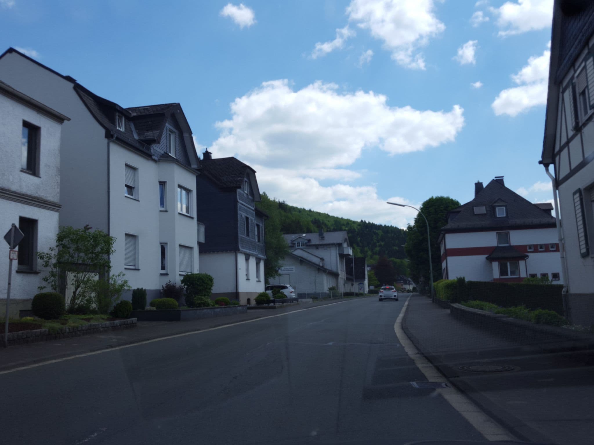 Street view near Ferienwohnung Gödde, Bestwig — © ghyze (CC BY-SA · Mapillary)