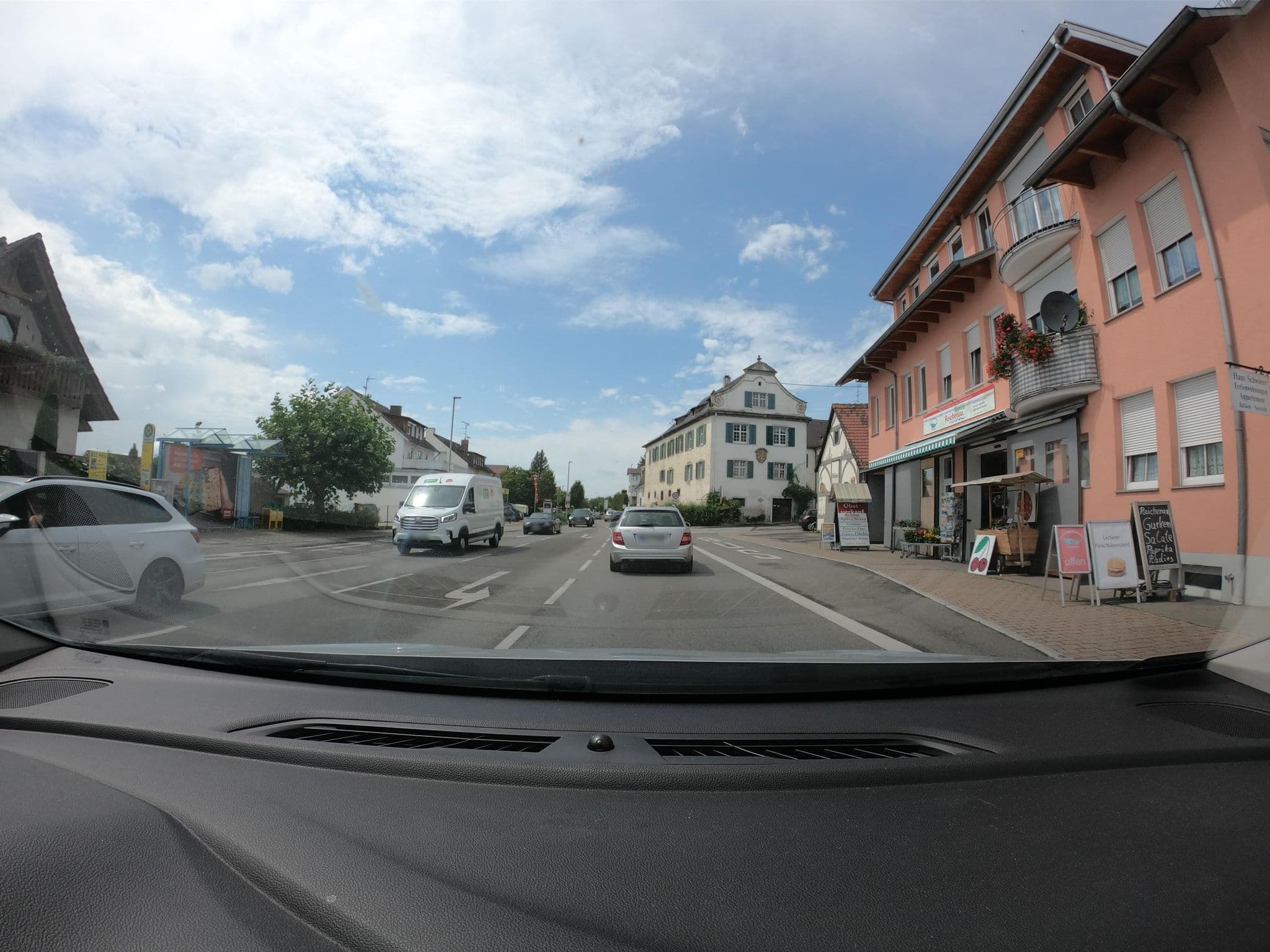 Street view near Bodenseehotel Dreikönig, Hagnau — © vst (CC BY-SA · Mapillary)