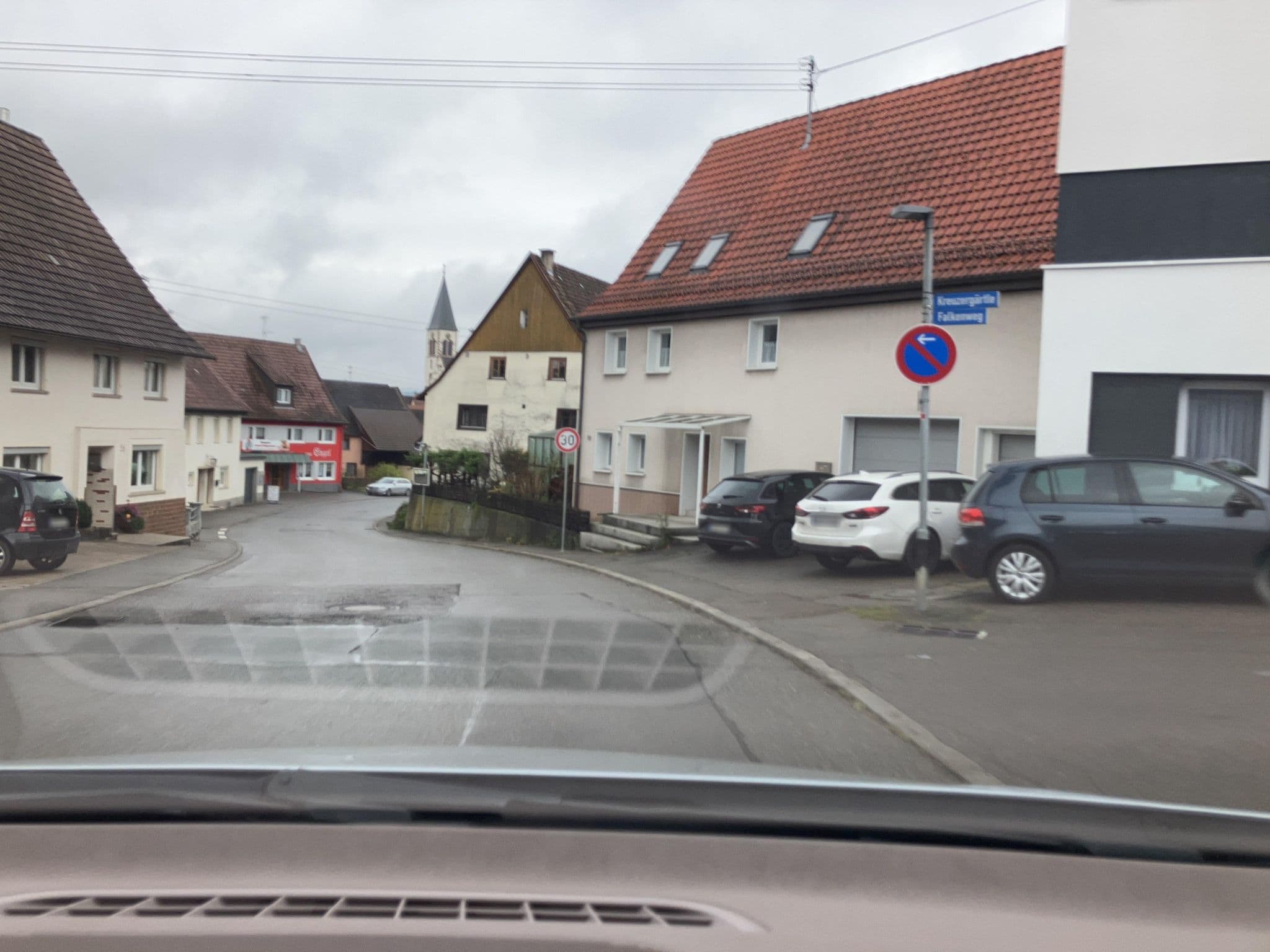 Street view near Haus Weinbergblick, Haigerloch — © poseidon69 (CC BY-SA · Mapillary)