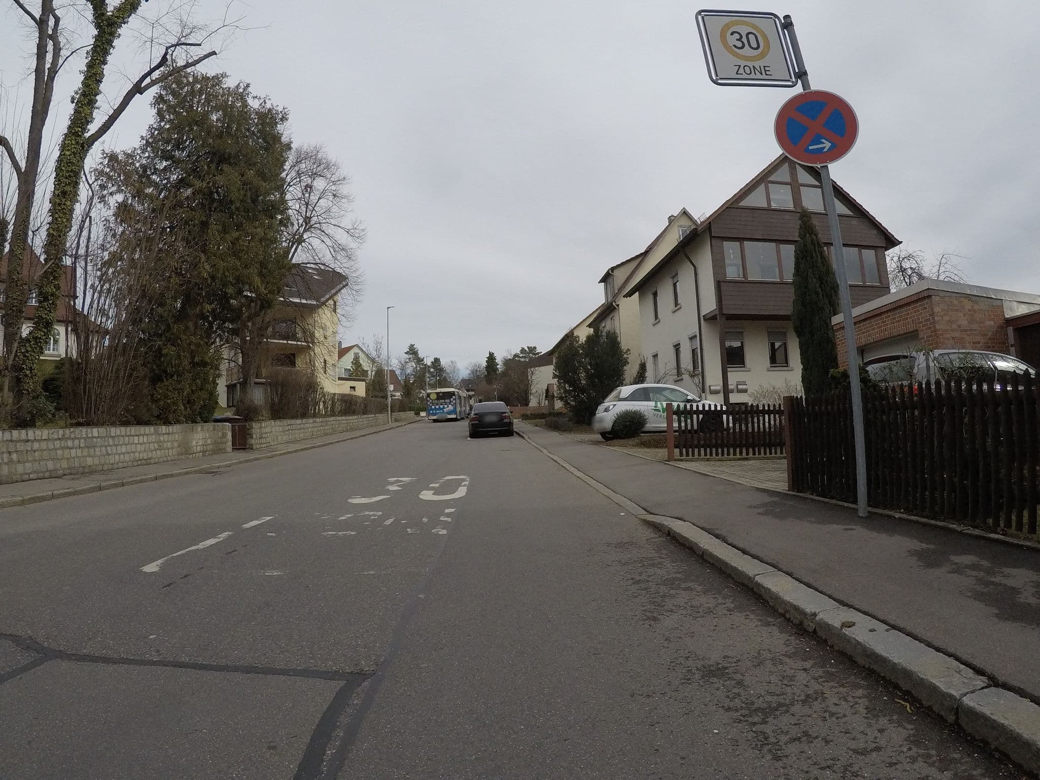Street view near Pension Reutlingen, Reutlingen — © snaysard (CC BY-SA · Mapillary)