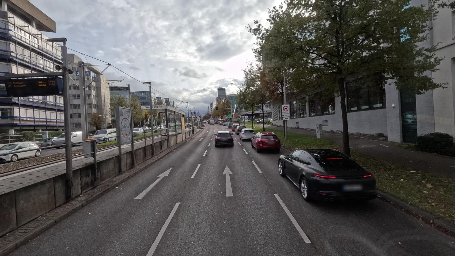 Street view near Motel One Stuttgart, Stuttgart Feuerbach — © bct (CC BY-SA · Mapillary)