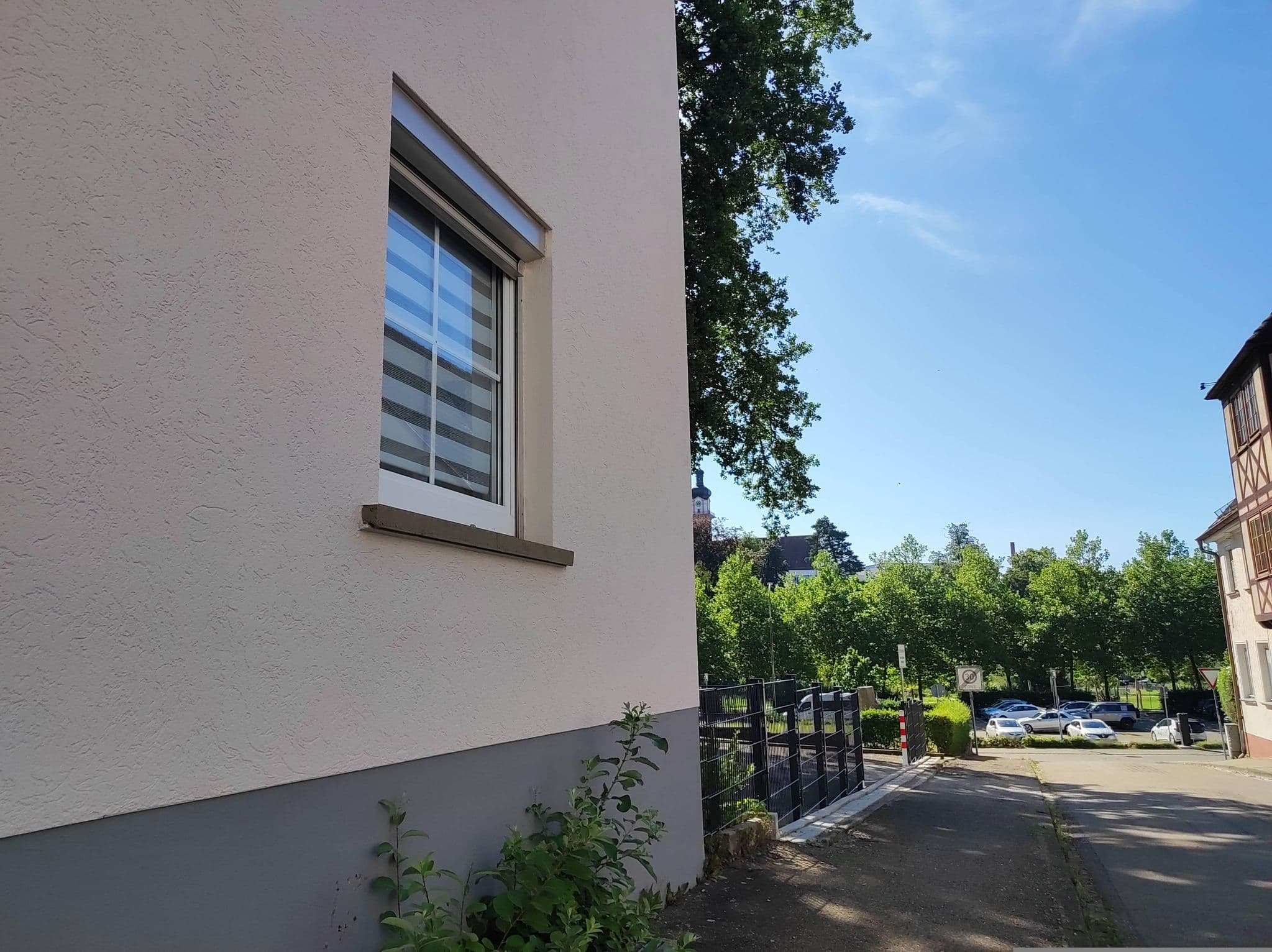 Street view near Hotel-Württemberger Hof Dipl.-Ing. Georg Birk, Laupheim — © msdess (CC BY-SA · Mapillary)