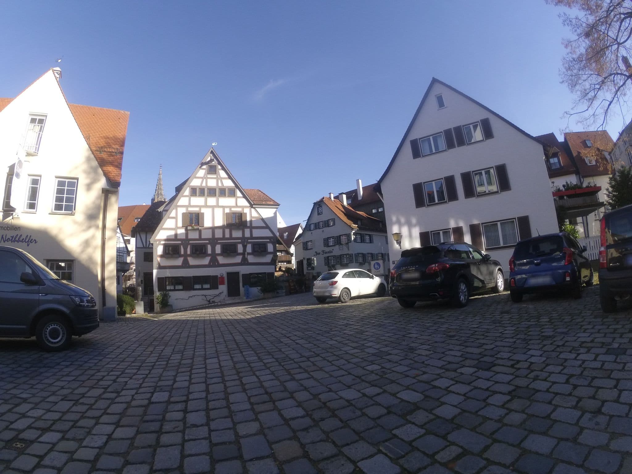 Street view near Das Schmale Haus, Ulm — © ray66 (CC BY-SA · Mapillary)