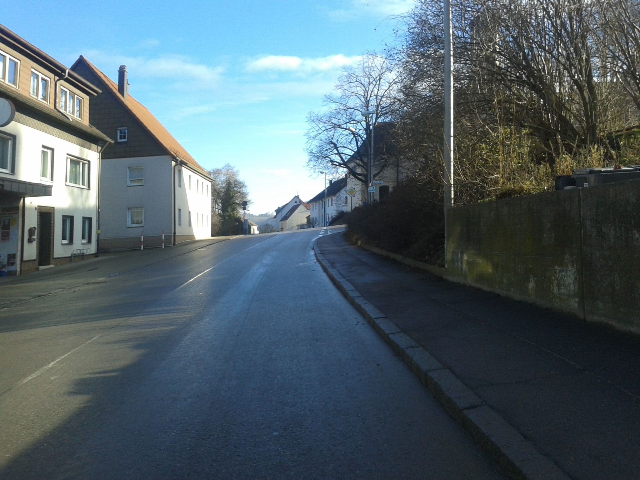 Street view near Pension Kreuz Inh. Joachim Härle, Klingenstein — © ray66 (CC BY-SA · Mapillary)