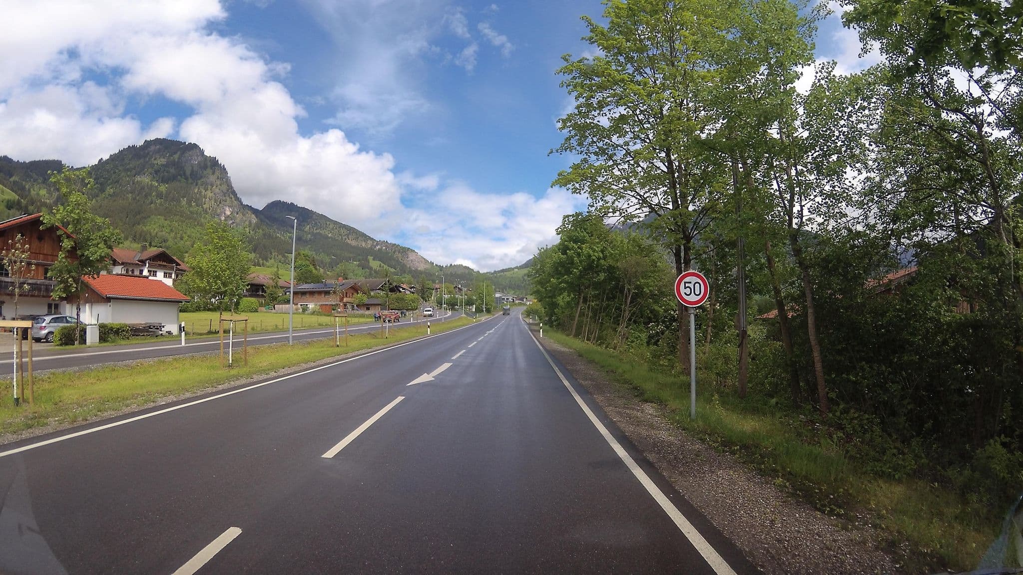 Street view near Kurt Stieglbauer, Regina Stieglbauer Ferienwohnungen Hennenmühle, Sonthofen — © teddy73 (CC BY-SA · Mapillary)