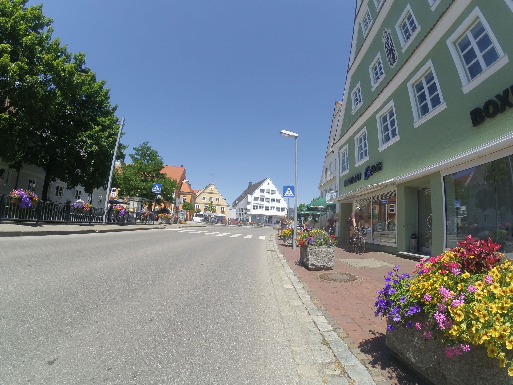 Street view near Hotel Engel, Ottobeuren — © ray66 (CC BY-SA · Mapillary)
