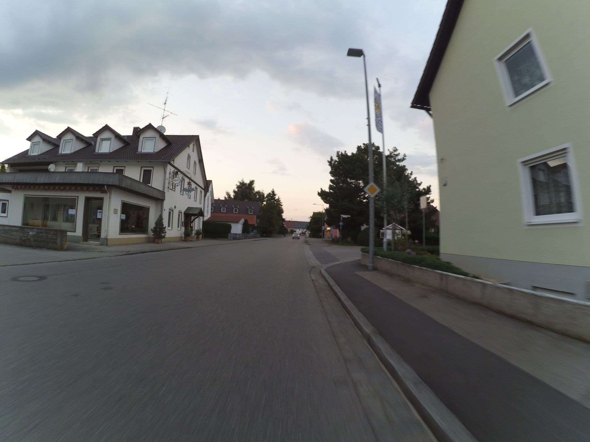 Street view near Gaststätte Stern, Türkheim — © ente (CC BY-SA · Mapillary)