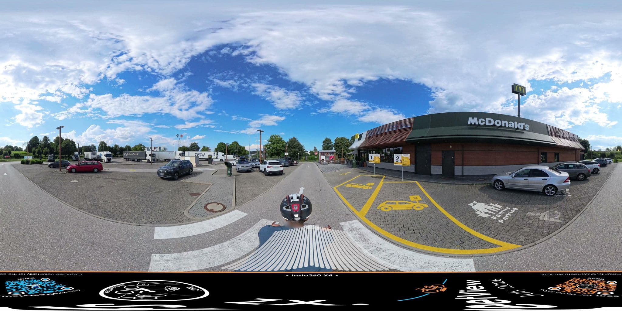 Street view near BG Hotel, Wolfertschwenden — © ZXStreetview (CC BY-SA · Mapillary)