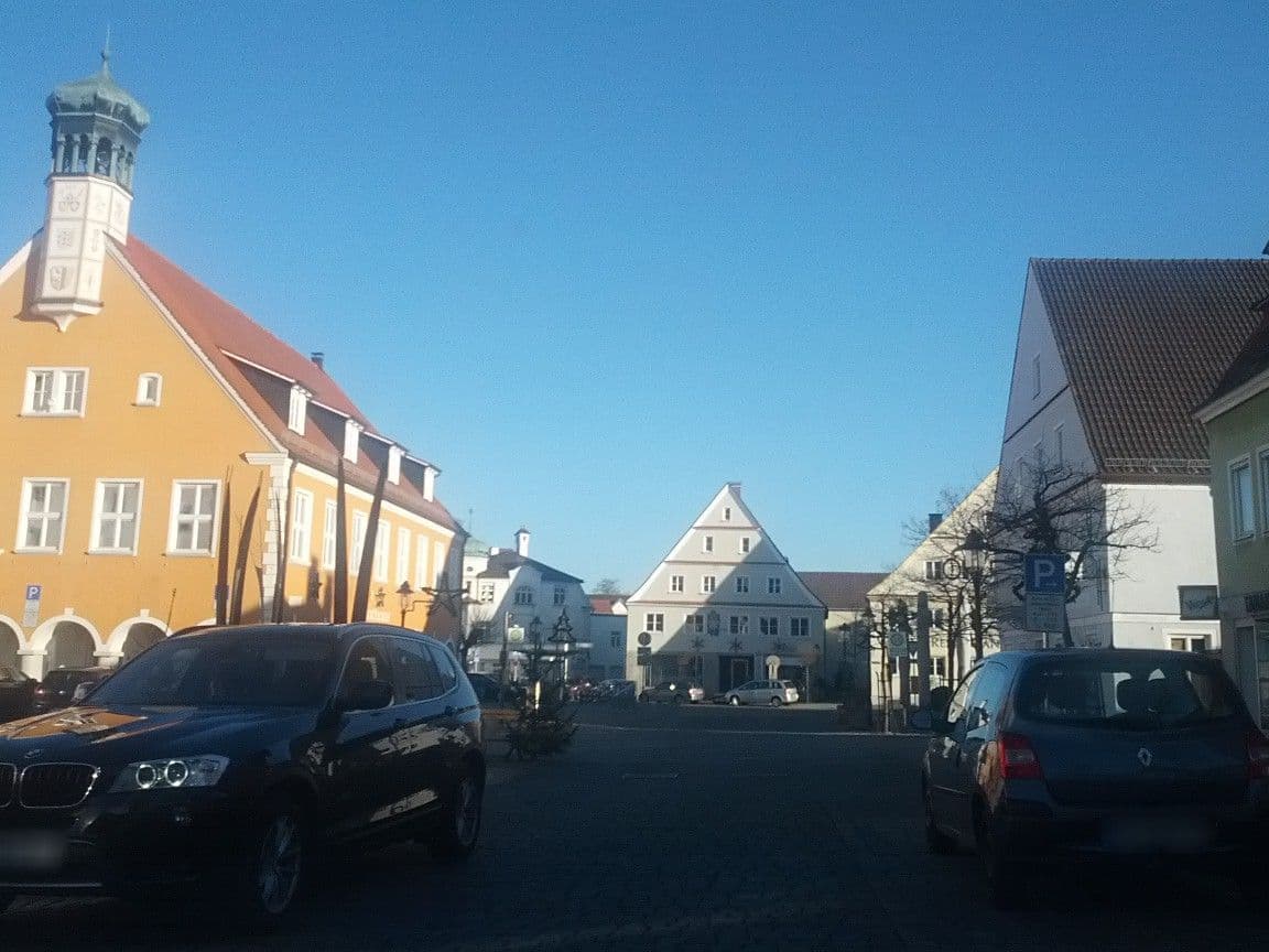 Street view near AKZENT Brauerei Hotel Hirsch, Ottobeuren — © zoegglmeyr (CC BY-SA · Mapillary)