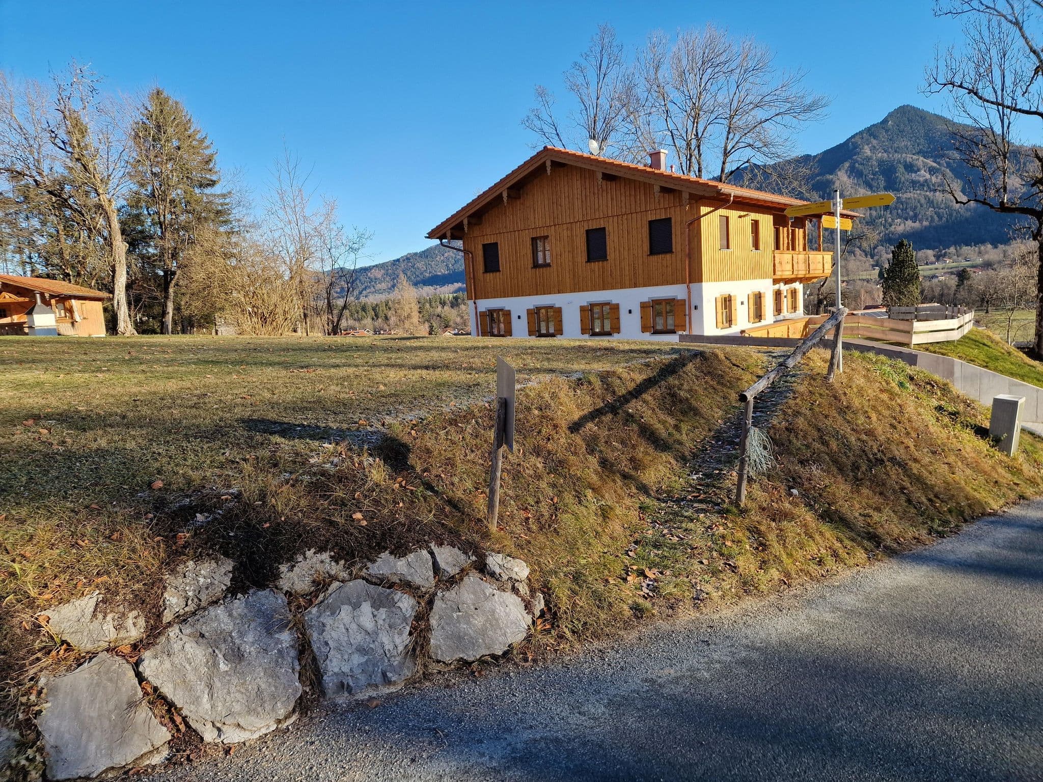 Street view near Draxlhof, Lenggries — © santon (CC BY-SA · Mapillary)